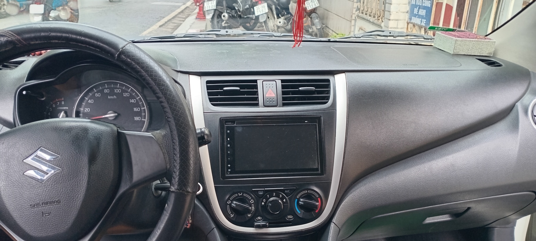 Suzuki Celerio 1.0 MT 2018 - Nội thất 1