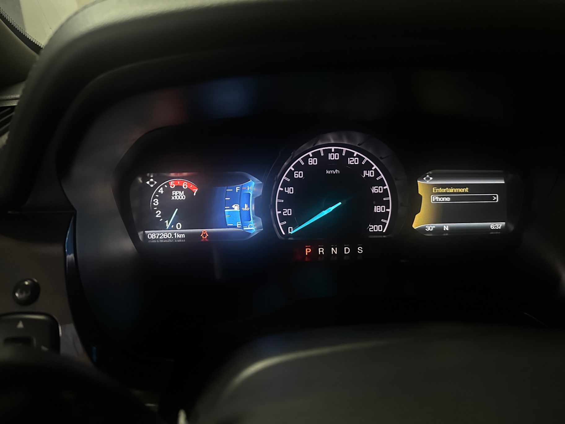 Ford Everest Titanium 2.2L 4x2 AT 2016 - Nội thất 1