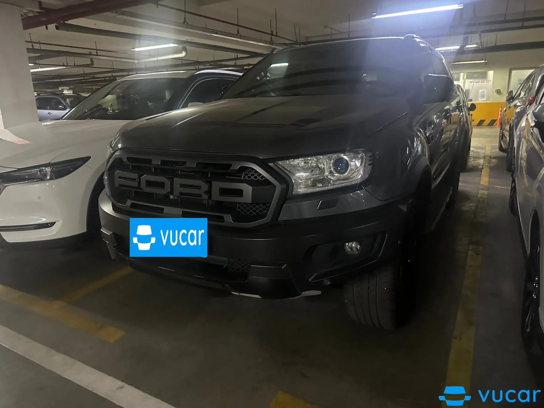 Ford Everest Titanium 2.2L 4x2 AT 2016