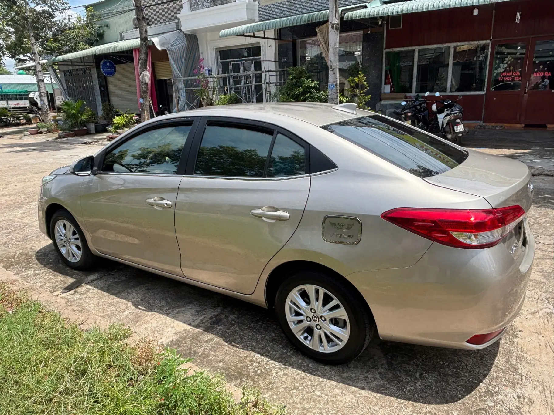 Toyota Vios 1.5E CVT 2020 - Ngoại thất 5