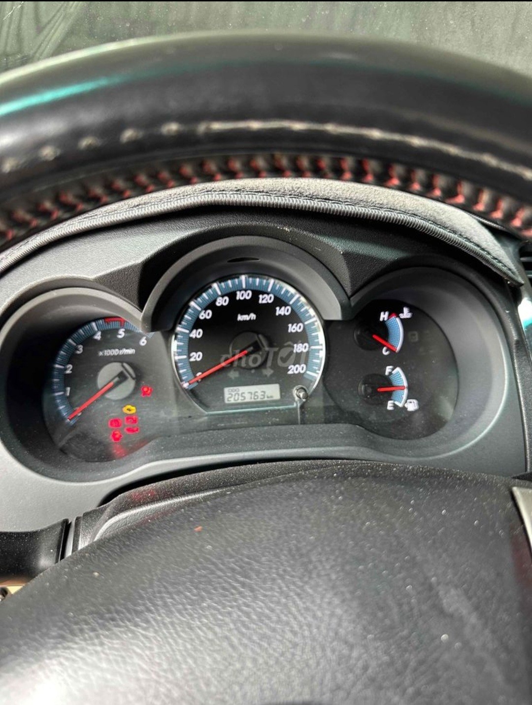 Toyota Fortuner 2.5G 2014 - Nội thất 3