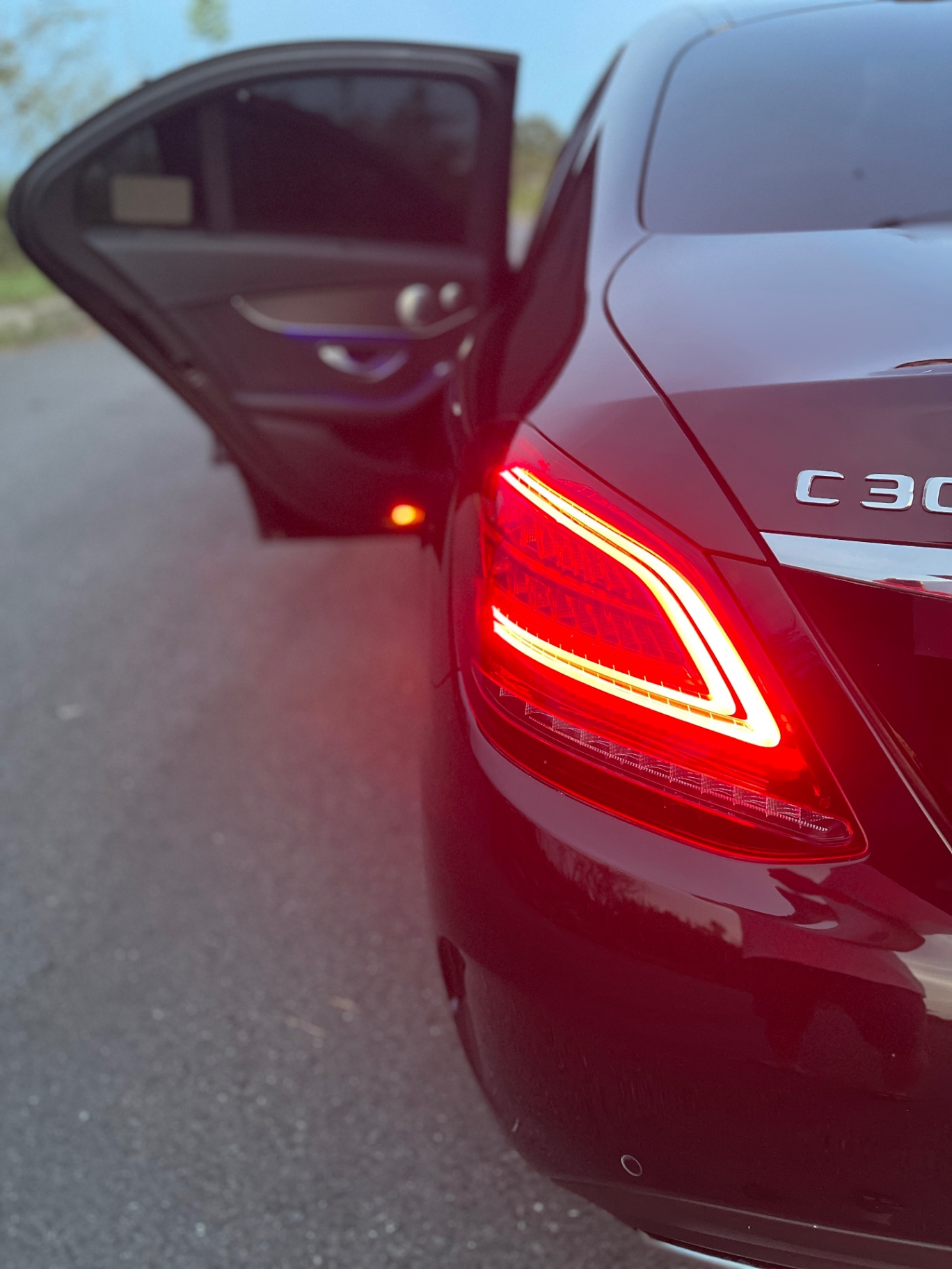 Mercedes C class C300 AMG 2019 - Ngoại thất 2