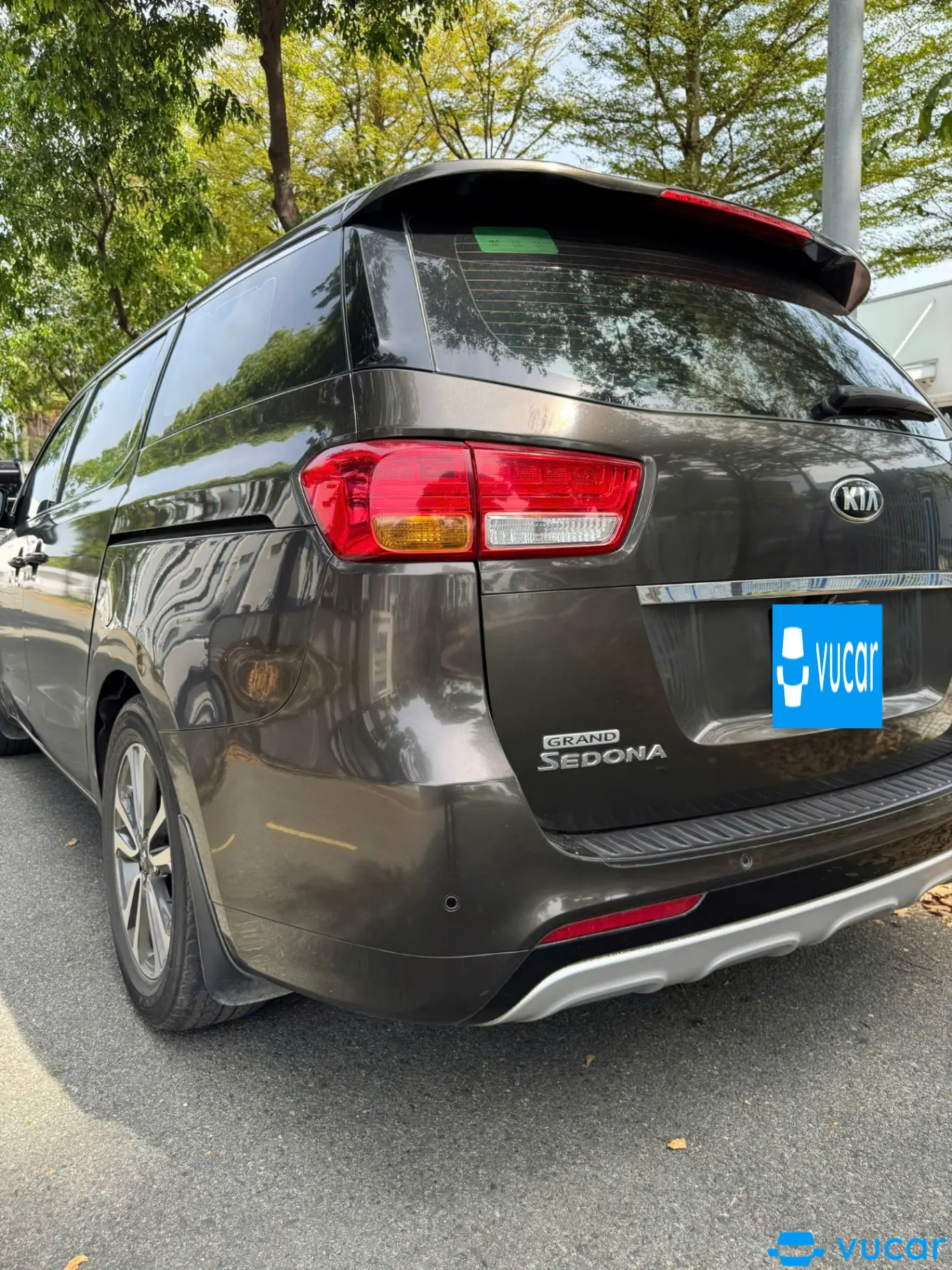 Kia Sedona 3.3L GATH 2017 - Ngoại thất 7