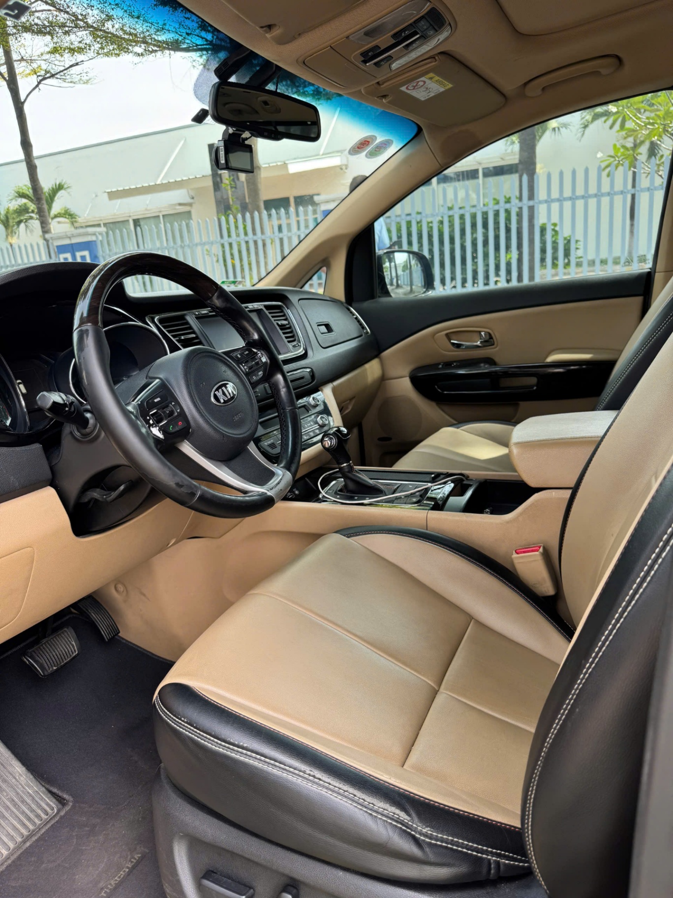 Kia Sedona 3.3L GATH 2017 - Nội thất 2