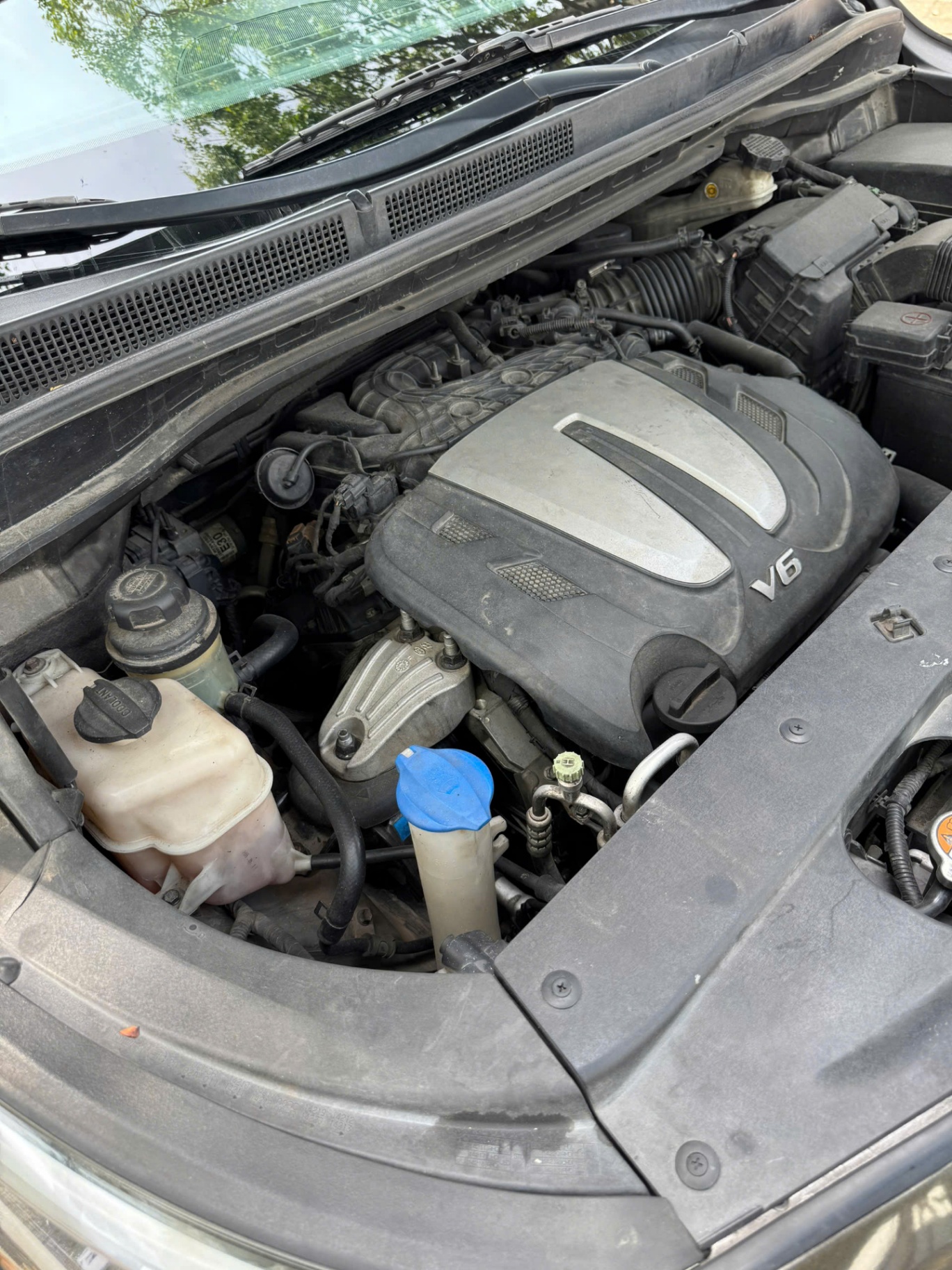 Kia Sedona 3.3L GATH 2017 - Khoang động cơ 3