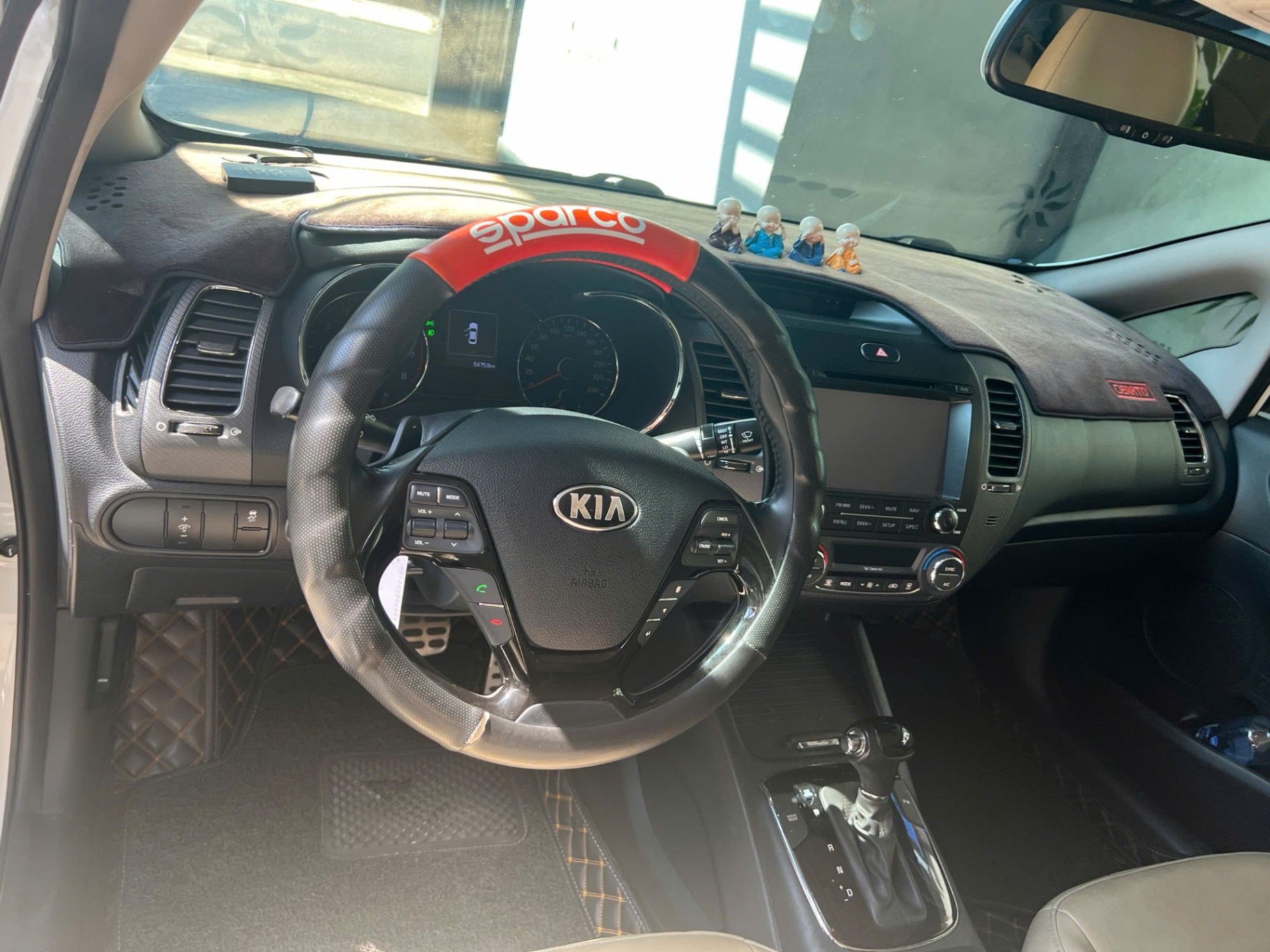 Kia Cerato 2.0 AT 2018 - Nội thất 3