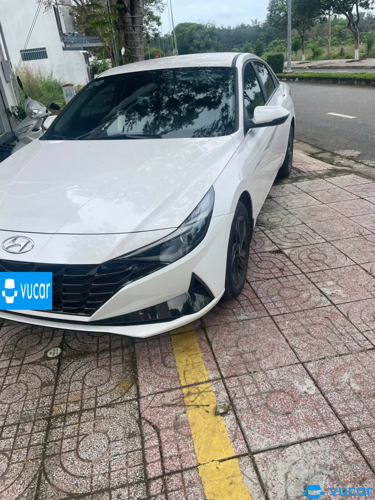 Hyundai Elantra 1.6 AT Đặc biệt 2023