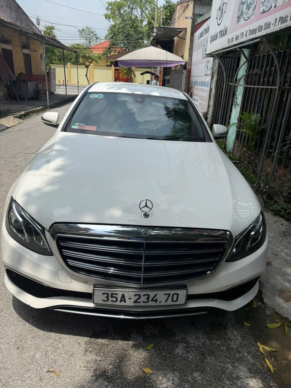 Mercedes E class E200 2018 - Ngoại thất 1
