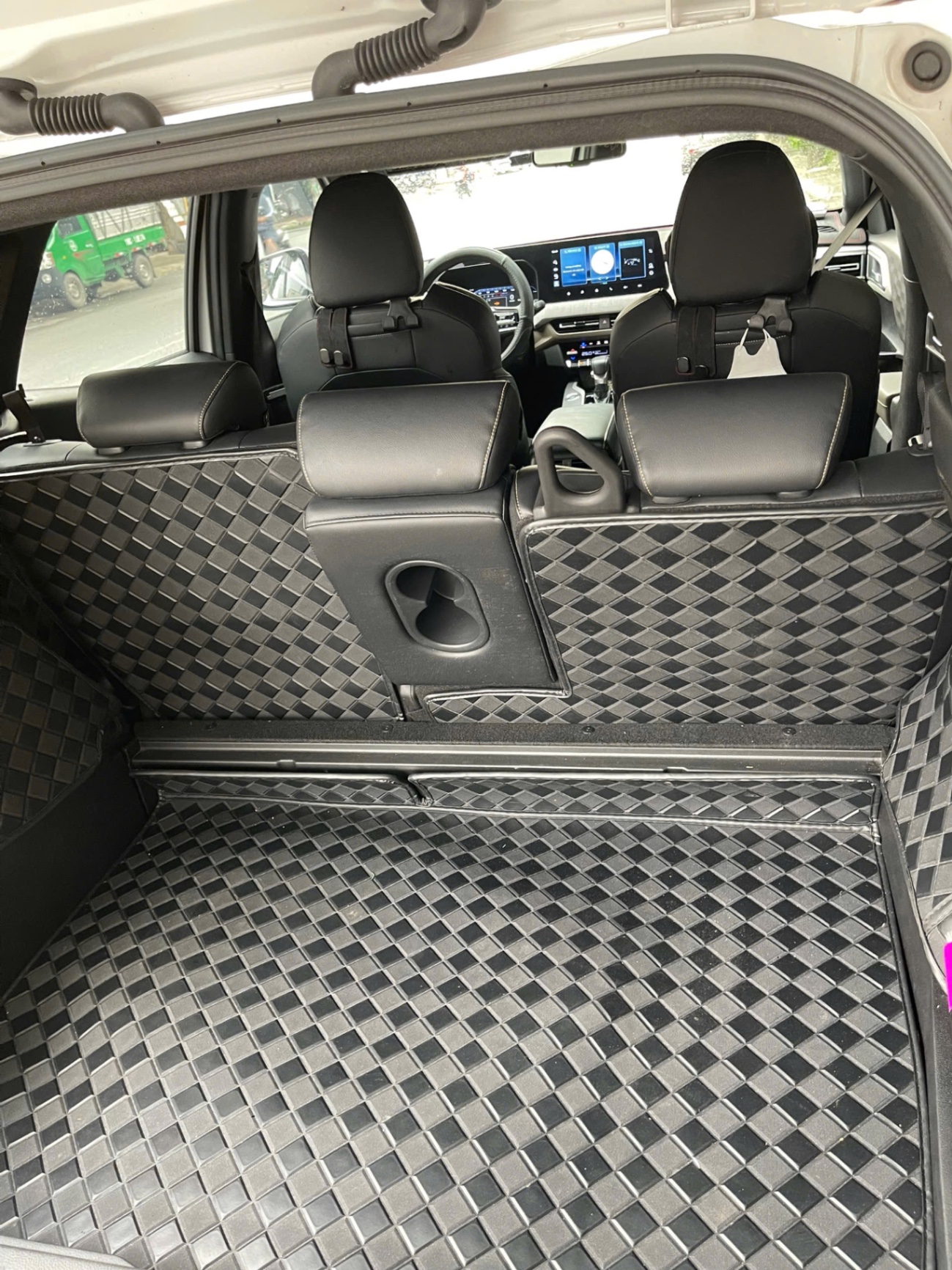 Mitsubishi Xforce Premium 2024 - Nội thất 2