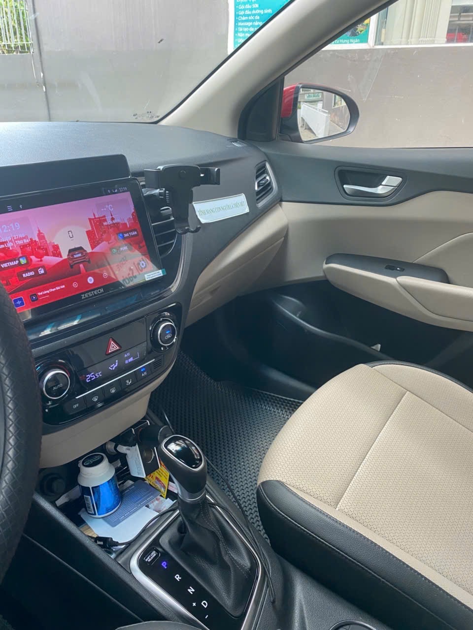 Hyundai Accent 1.4 AT Đặc Biệt 2023 - Nội thất 1