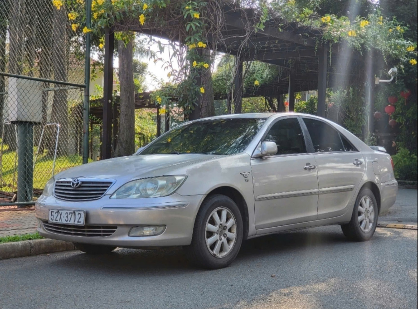 Toyota Camry 3.0V 2004 - Ngoại thất 1