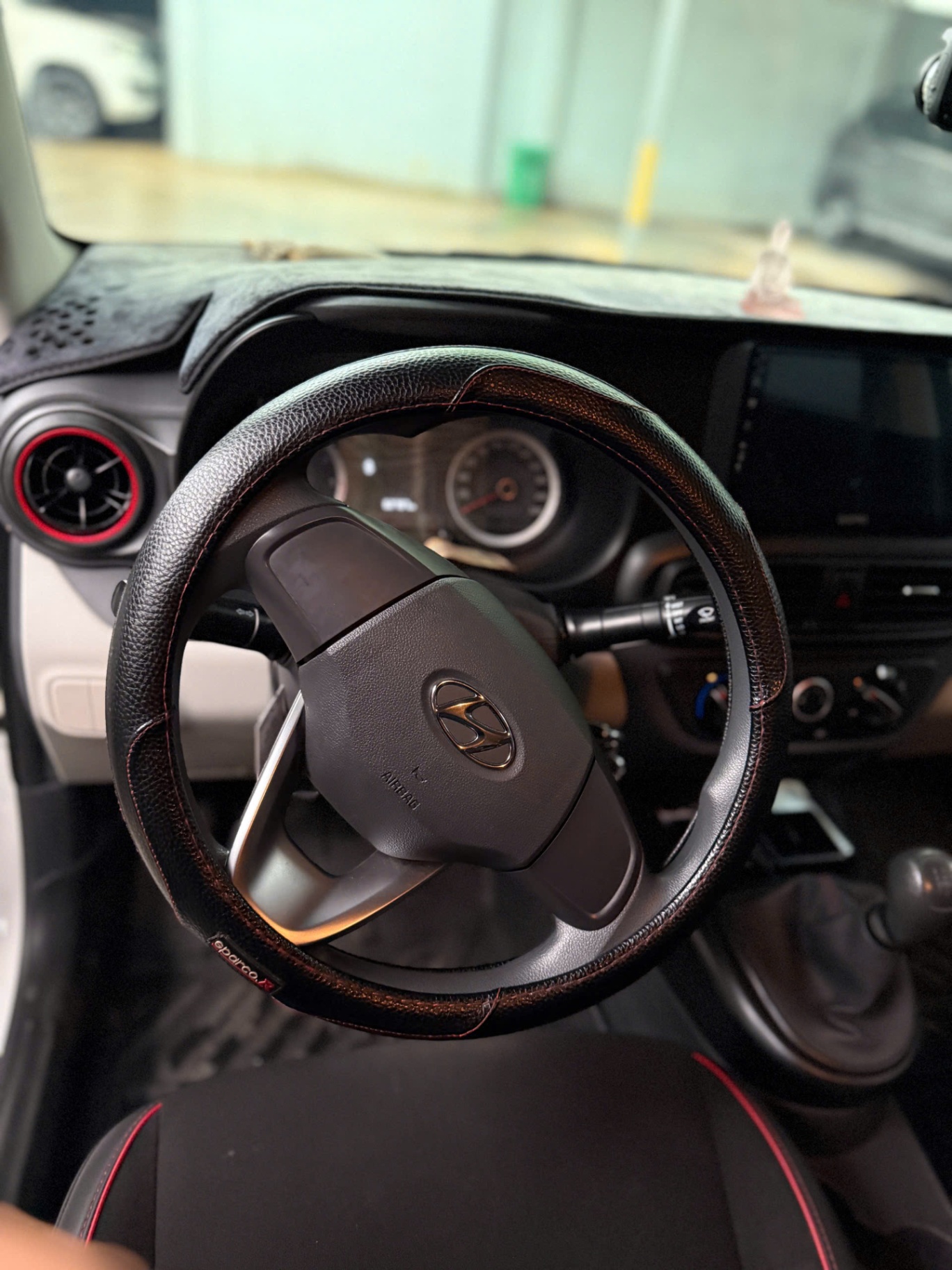 Hyundai I10 1.2 MT Tiêu Chuẩn 2023 - Nội thất 8