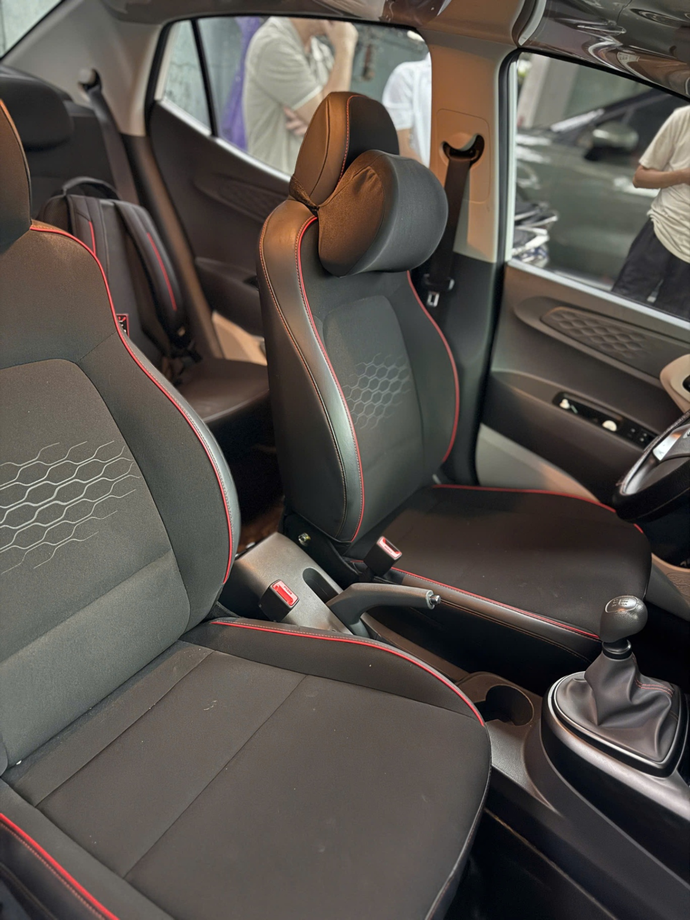 Hyundai I10 1.2 MT Tiêu Chuẩn 2023 - Nội thất 10