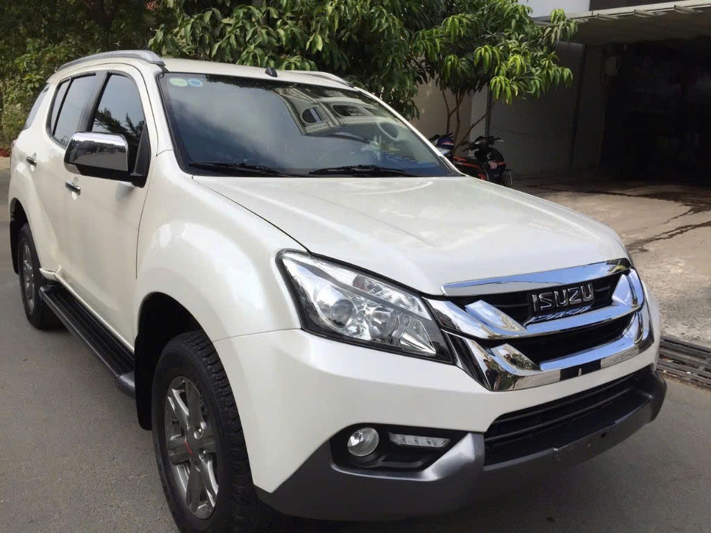 Isuzu Mu-x Limited 3.0L 4x2 AT 2016