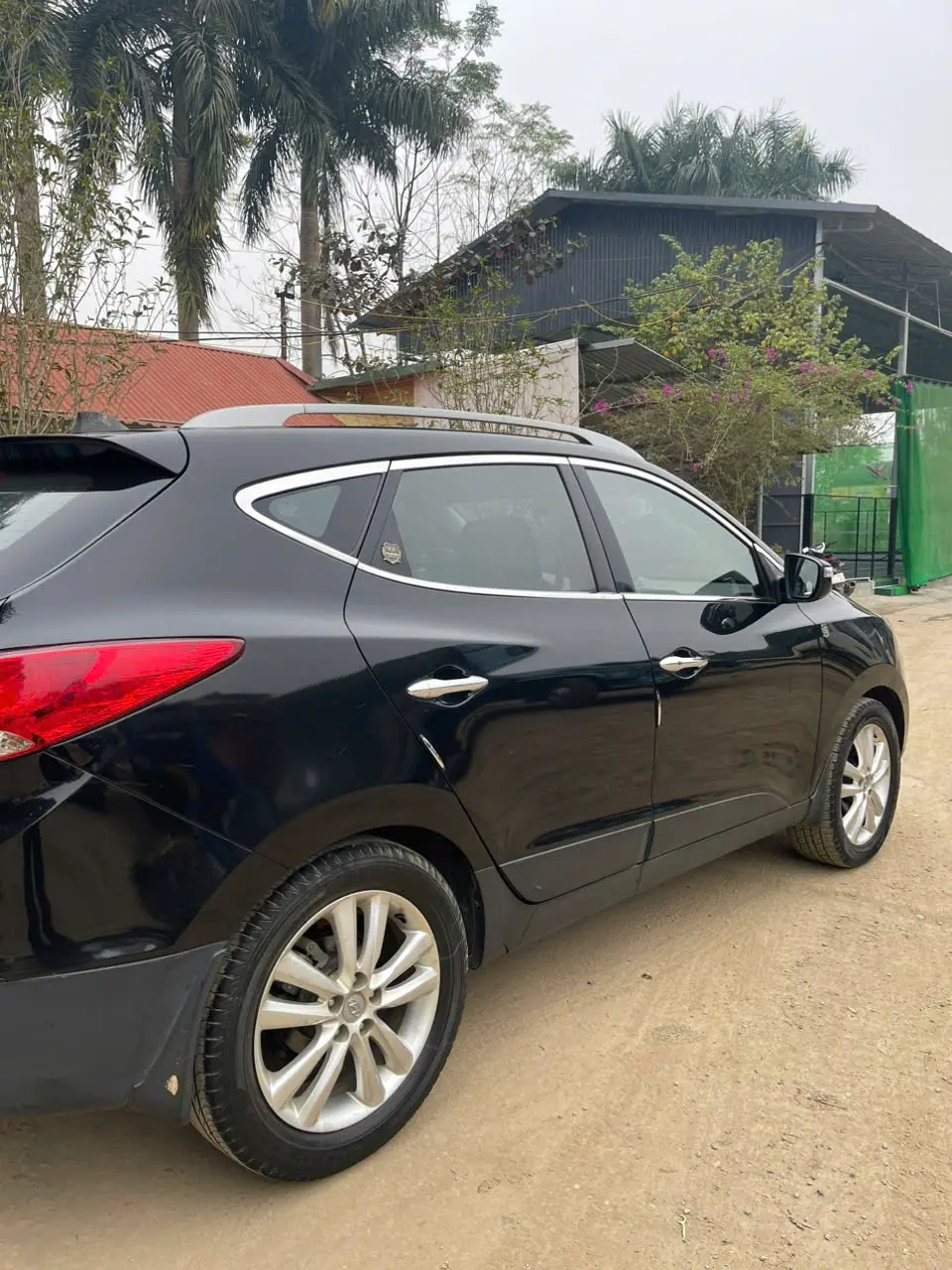 Hyundai Tucson LMX 2.0 VVT 2010 - Ngoại thất 9