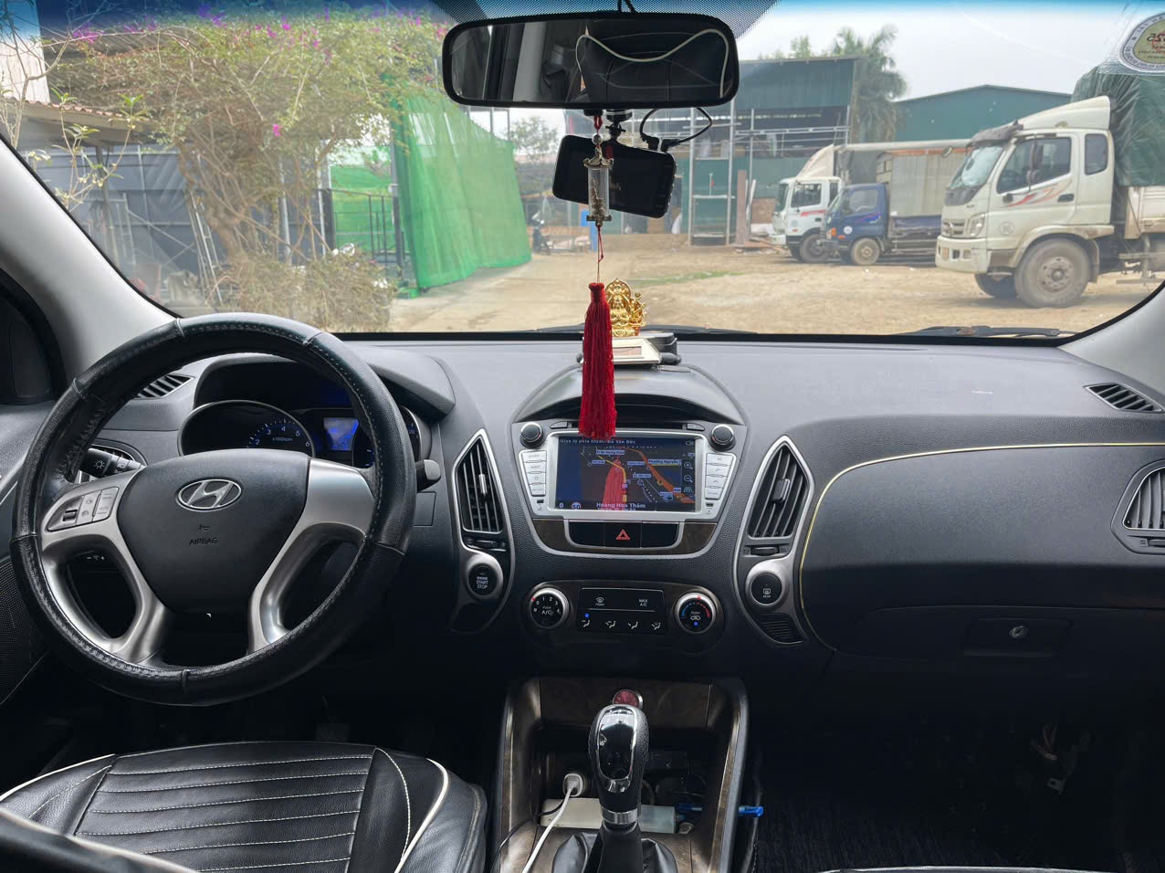Hyundai Tucson LMX 2.0 VVT 2010 - Nội thất 3