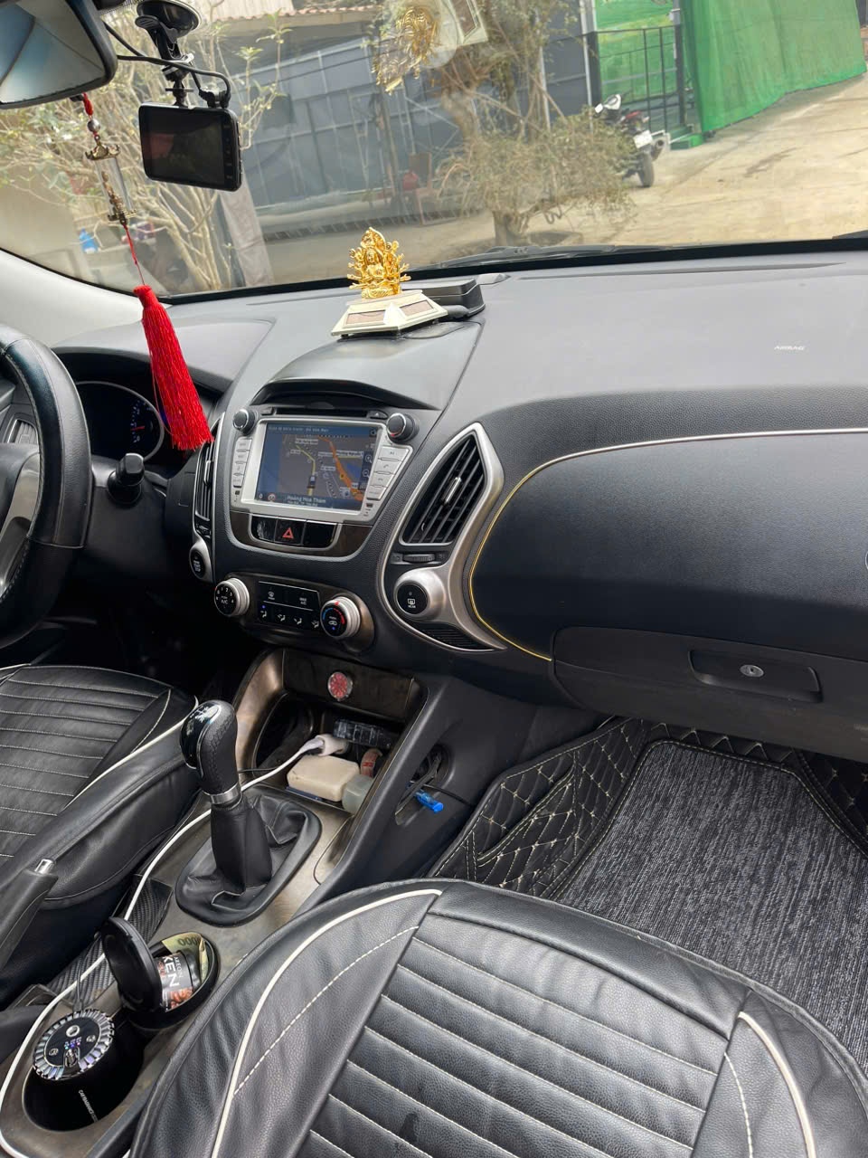 Hyundai Tucson LMX 2.0 VVT 2010 - Nội thất 4
