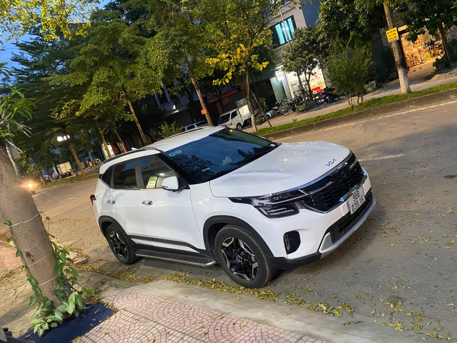 Kia Seltos Luxury 1.5 AT 2024