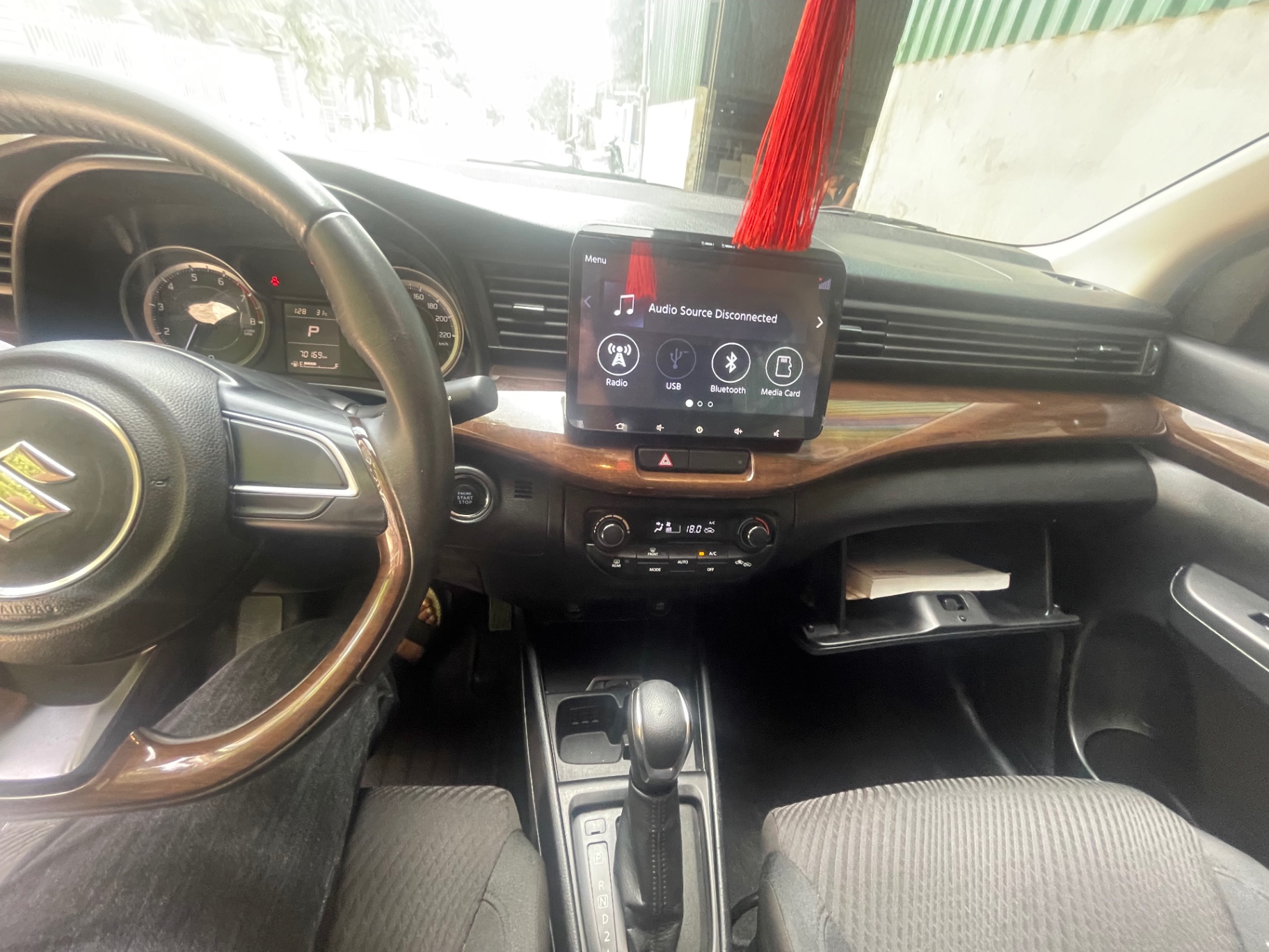 Suzuki Ertiga Limited 1.5 AT 2020 - Nội thất 1