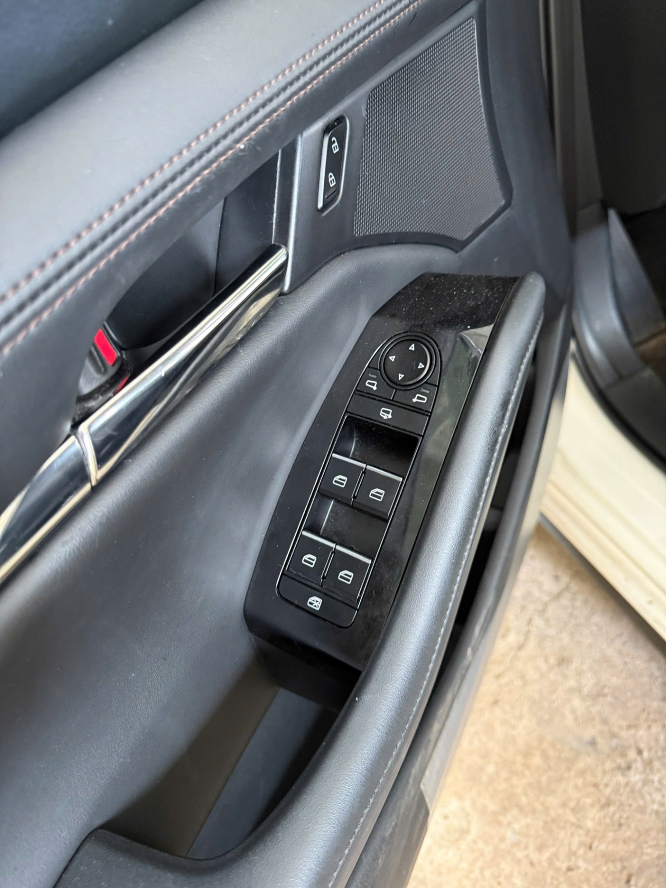 Mazda 3 1.5L Luxury 2020 - Nội thất 5
