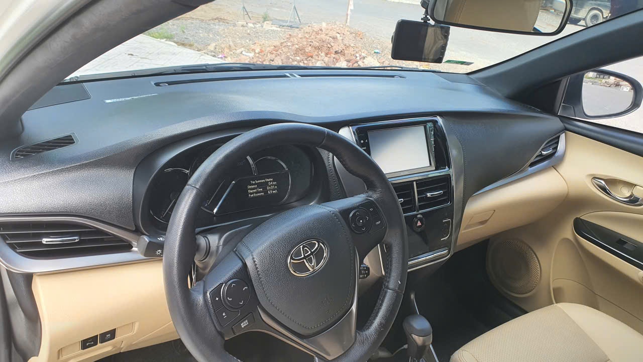 Toyota Yaris G 1.5 AT 2022 - Nội thất 3