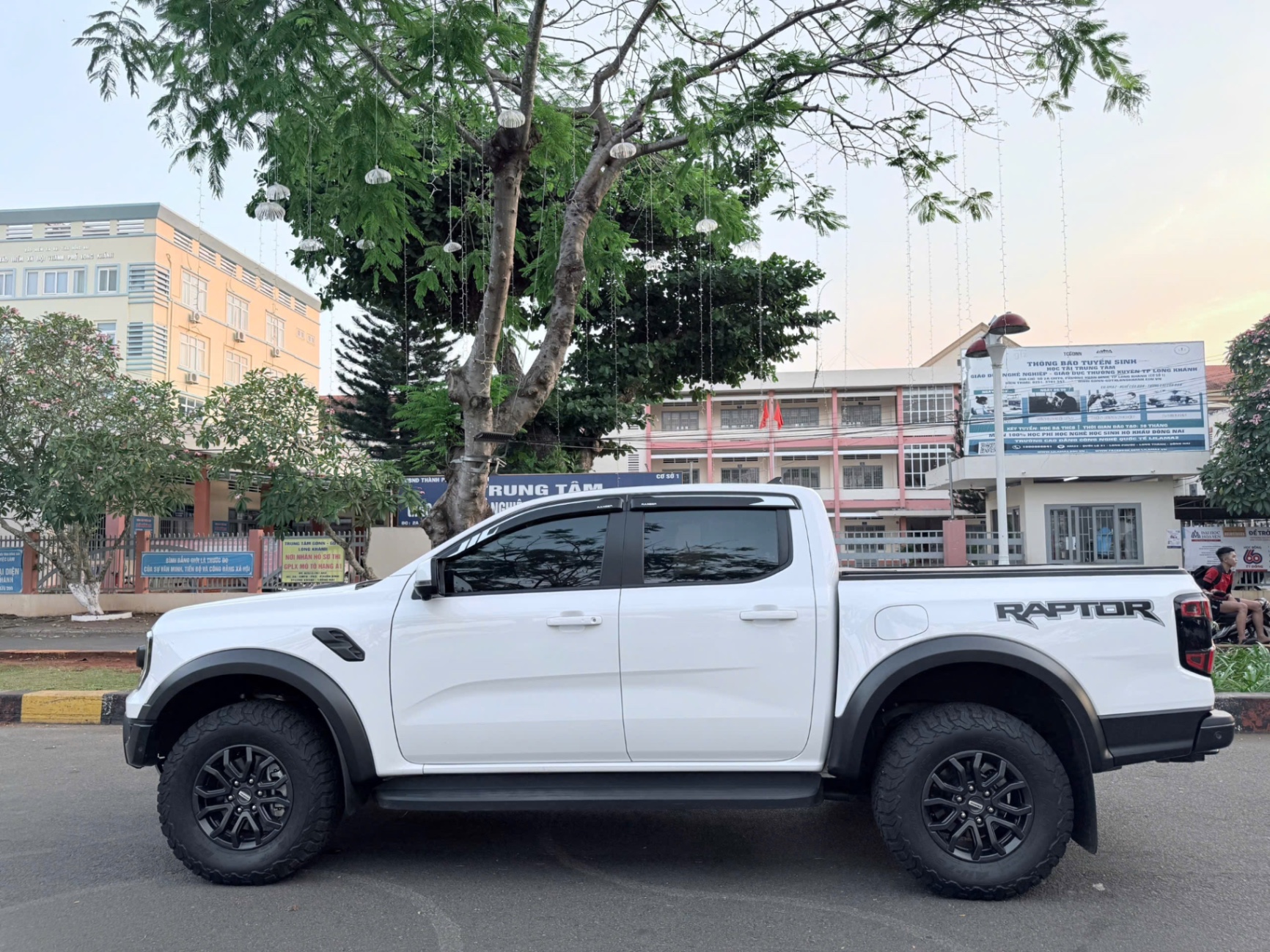 Ford Ranger Raptor 2.0L 4x4 AT 2023 - Ngoại thất 4