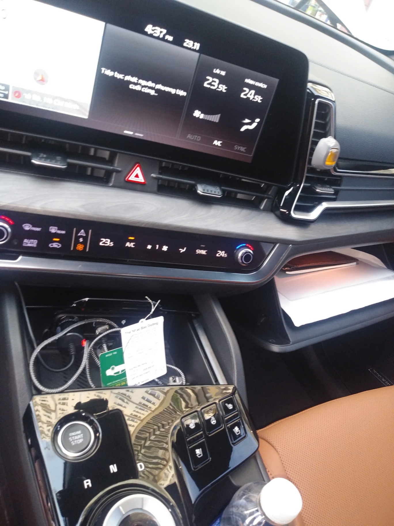 Kia Sportage Signature X-Line 1.6T AWD 2023 - Nội thất 11