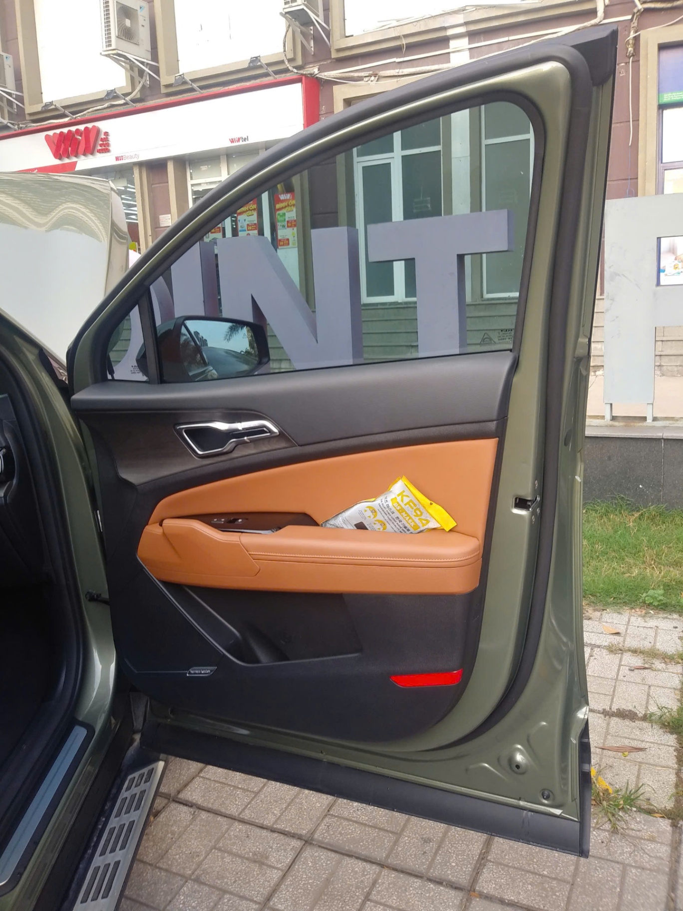 Kia Sportage Signature X-Line 1.6T AWD 2023 - Nội thất 15