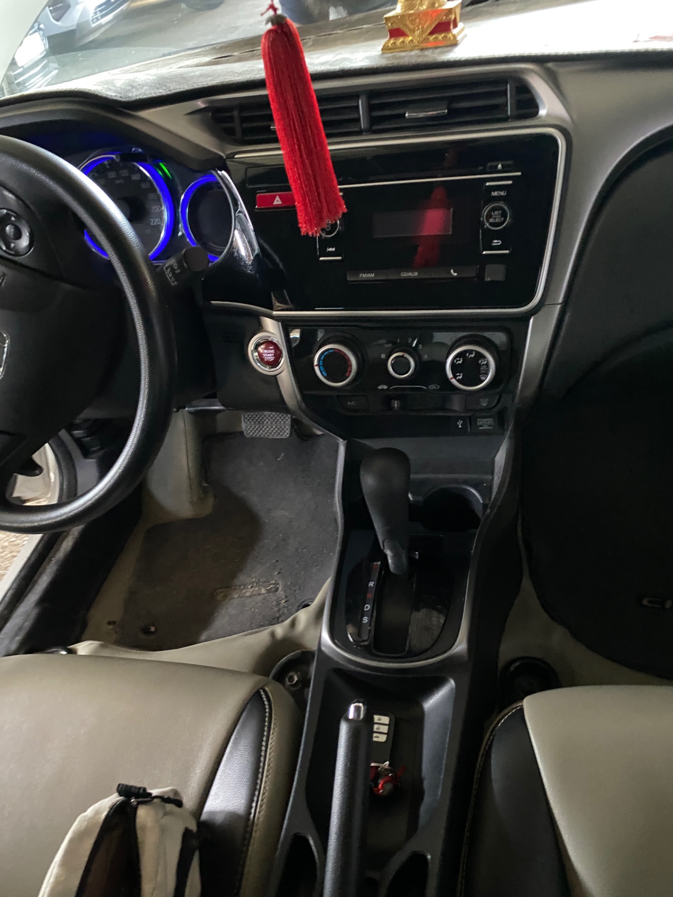 Honda City 1.5 AT 2016 - Nội thất 9