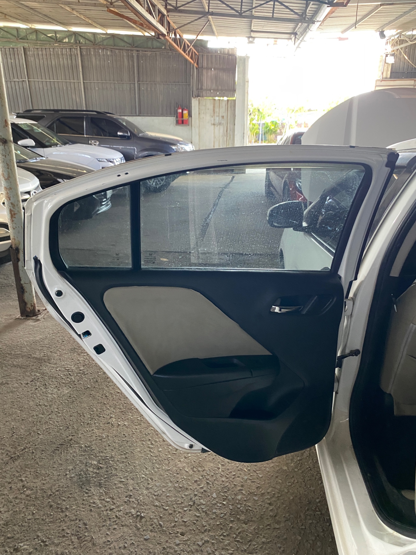 Honda City 1.5 AT 2016 - Nội thất 5