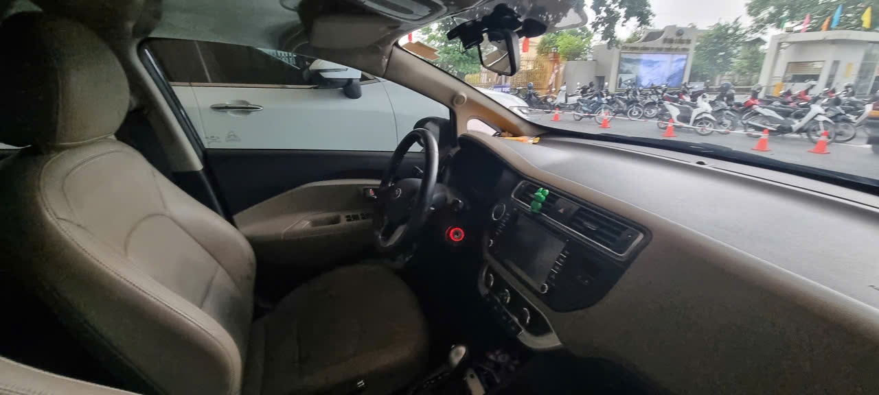 Kia Rio 1.4 AT 2015 - Nội thất 1