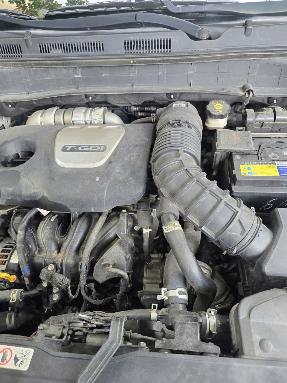 Hyundai Kona 1.6 Turbo 2019 - Khoang động cơ 2