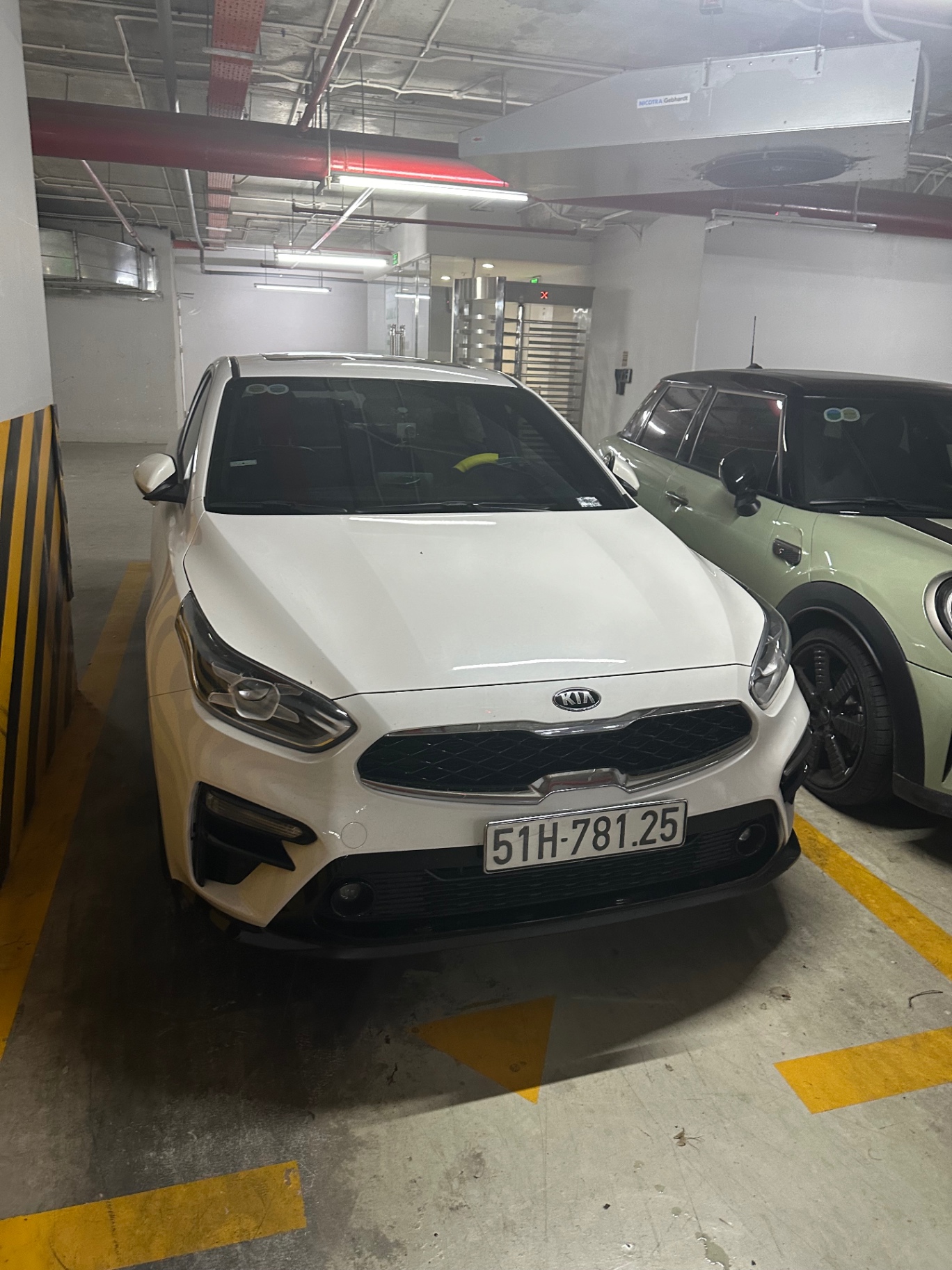Kia Cerato 2.0 AT Premium 2020 - Ngoại thất 1