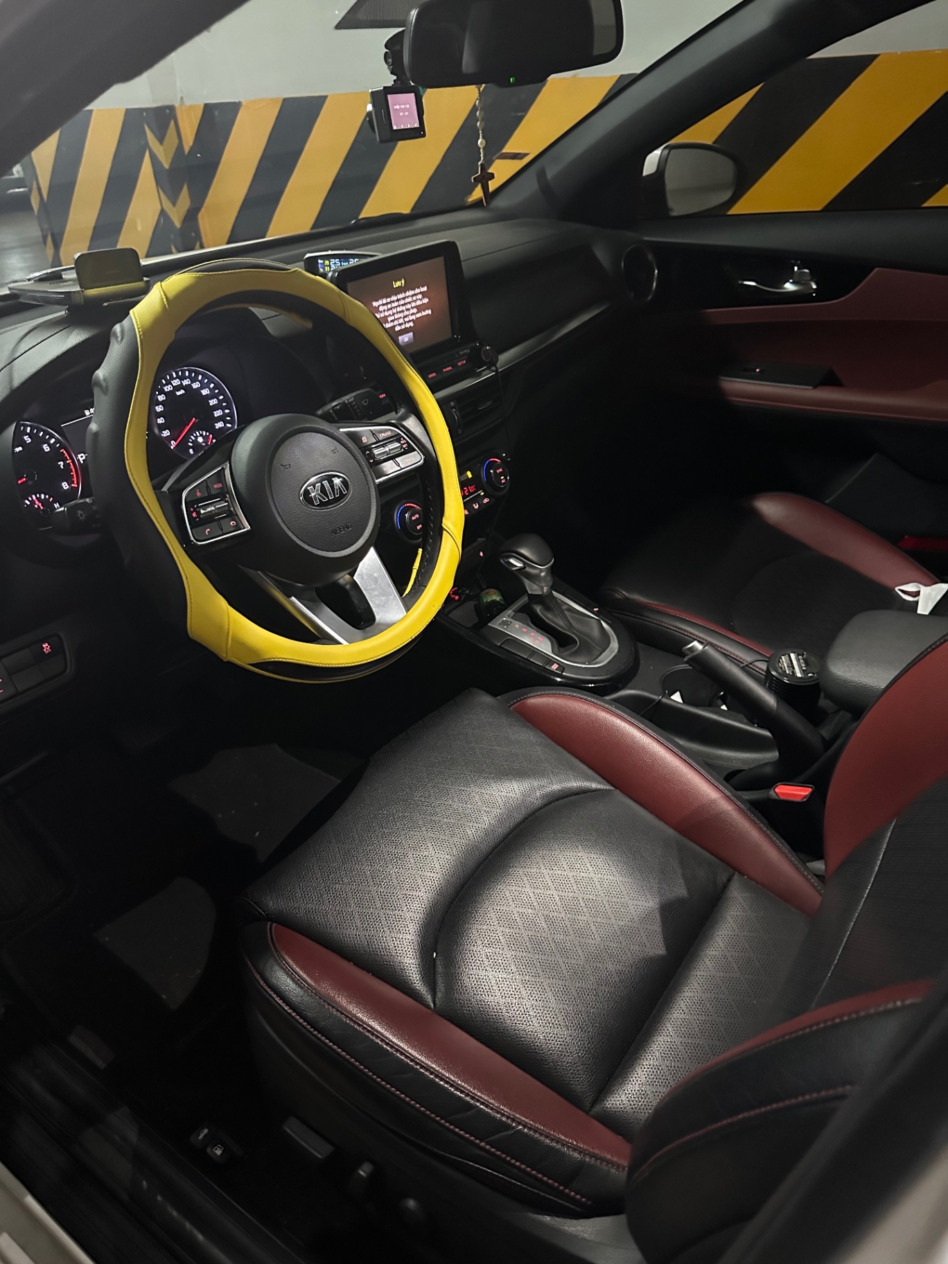 Kia Cerato 2.0 AT Premium 2020 - Nội thất 1