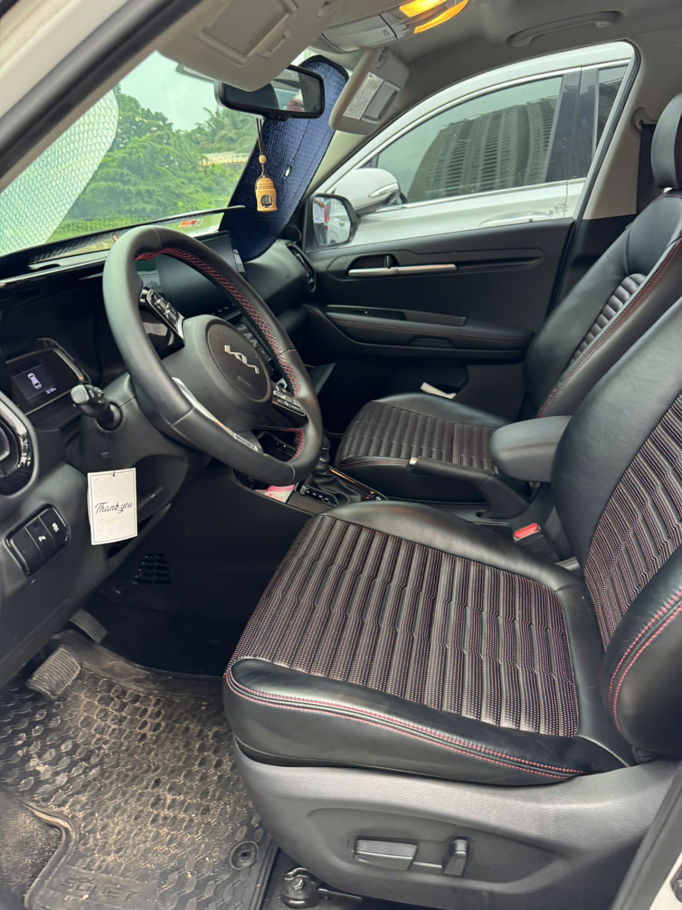 Kia Sonet Premium 1.5 AT 2021 - Nội thất 5