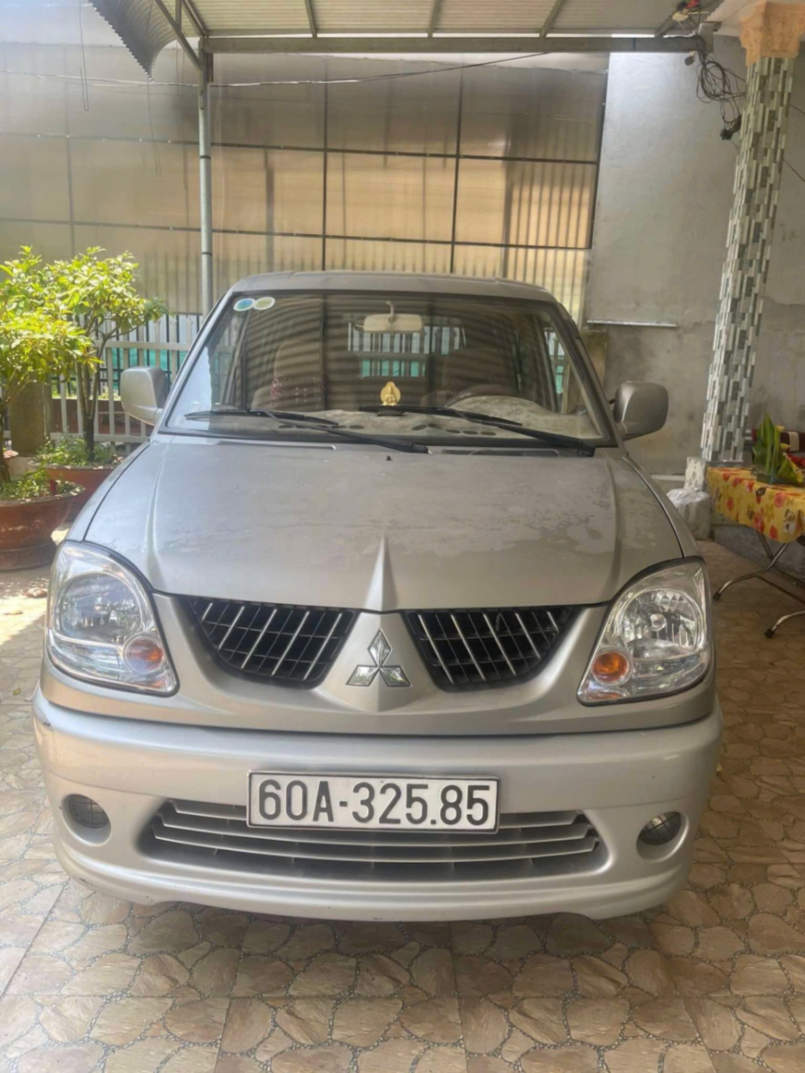 Mitsubishi Jolie 2005