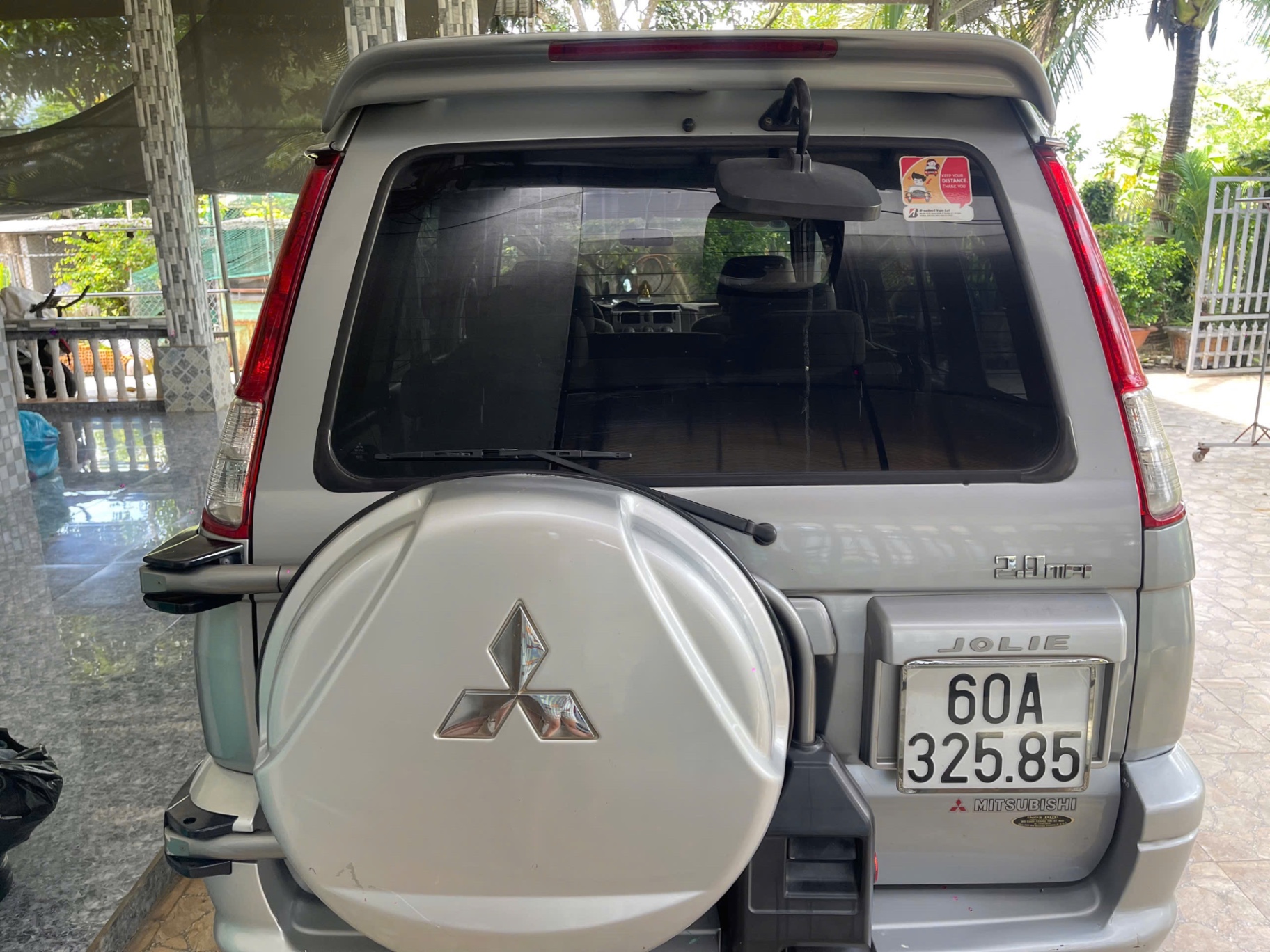Mitsubishi Jolie 2005 - Ngoại thất 1