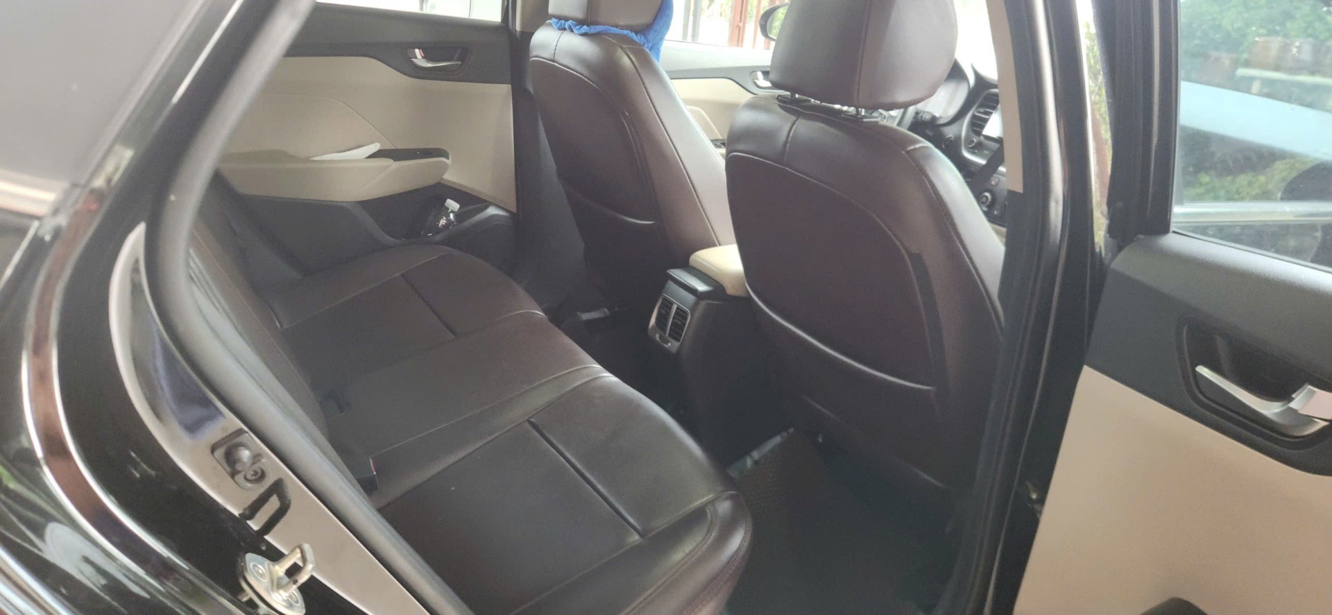 Hyundai Accent 1.4 AT 2021 - Nội thất 4