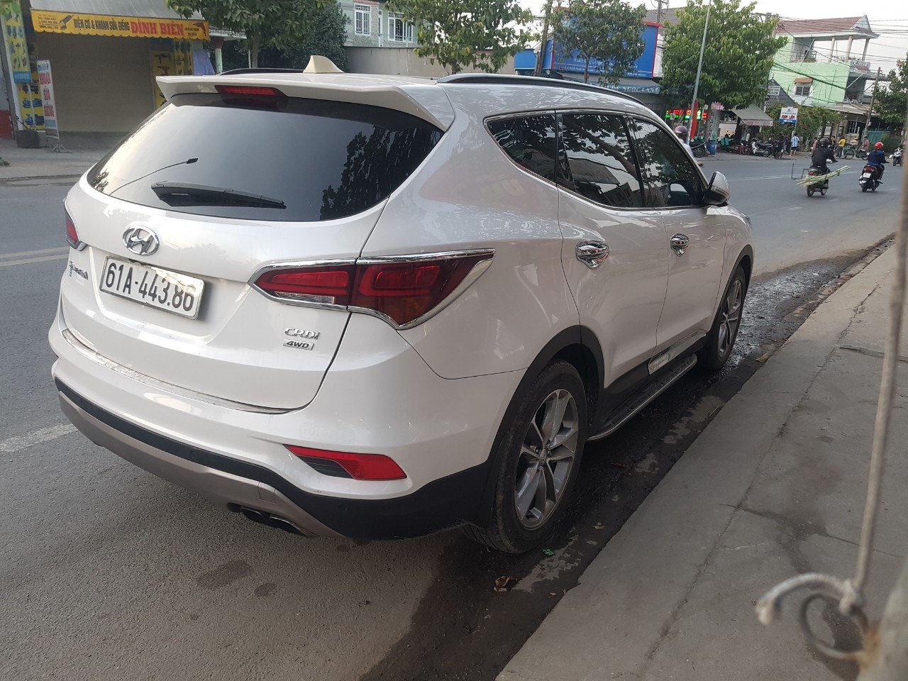 Hyundai Santafe 2.2L 4WD 2018 - Ngoại thất 2