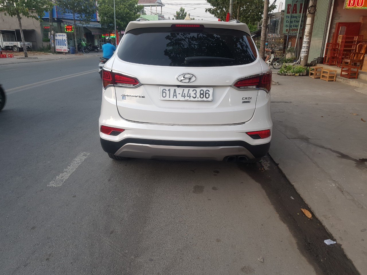 Hyundai Santafe 2.2L 4WD 2018 - Ngoại thất 3