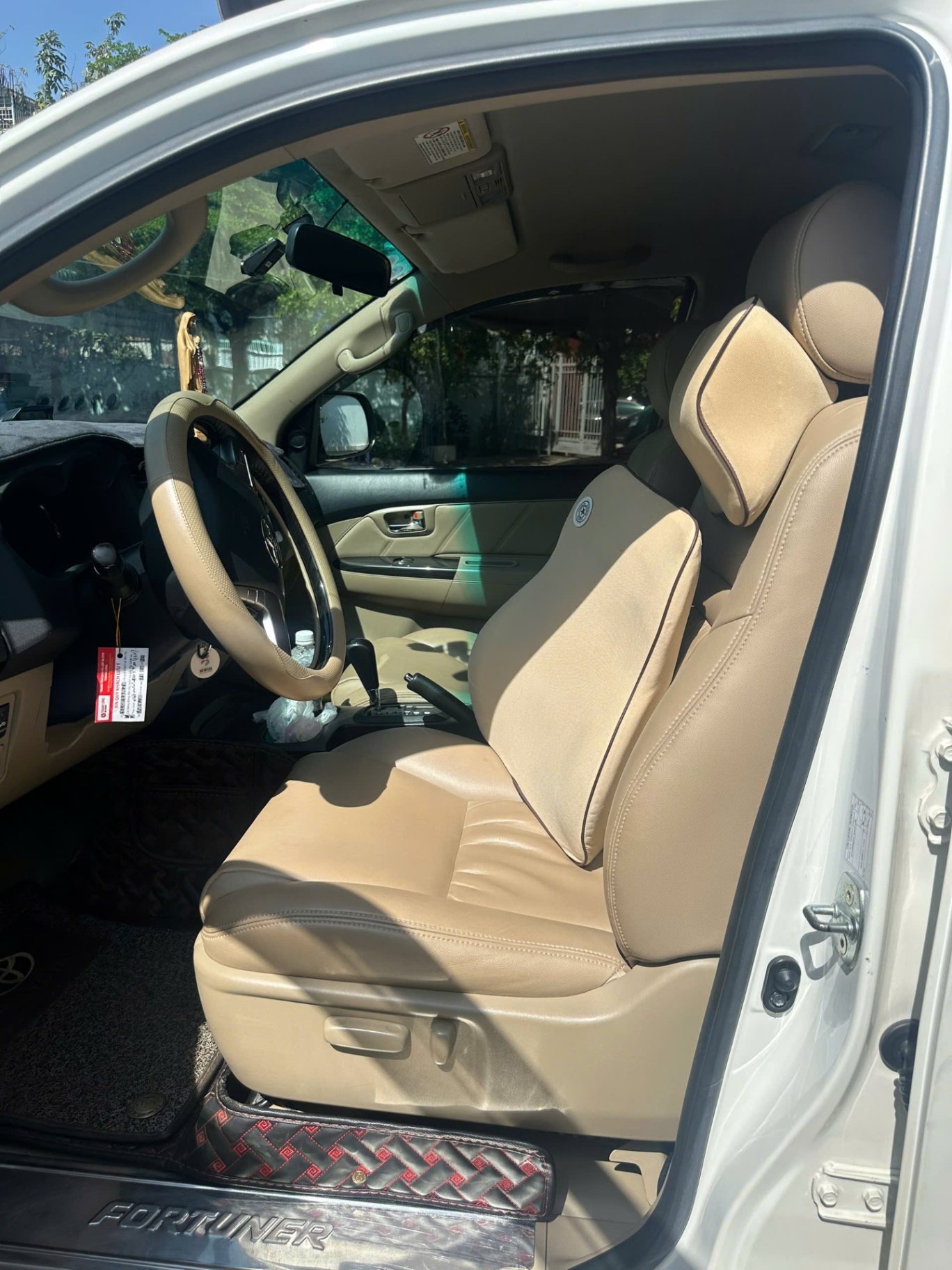 Toyota Fortuner TRD Sportivo 4x2 AT 2015 - Nội thất 6