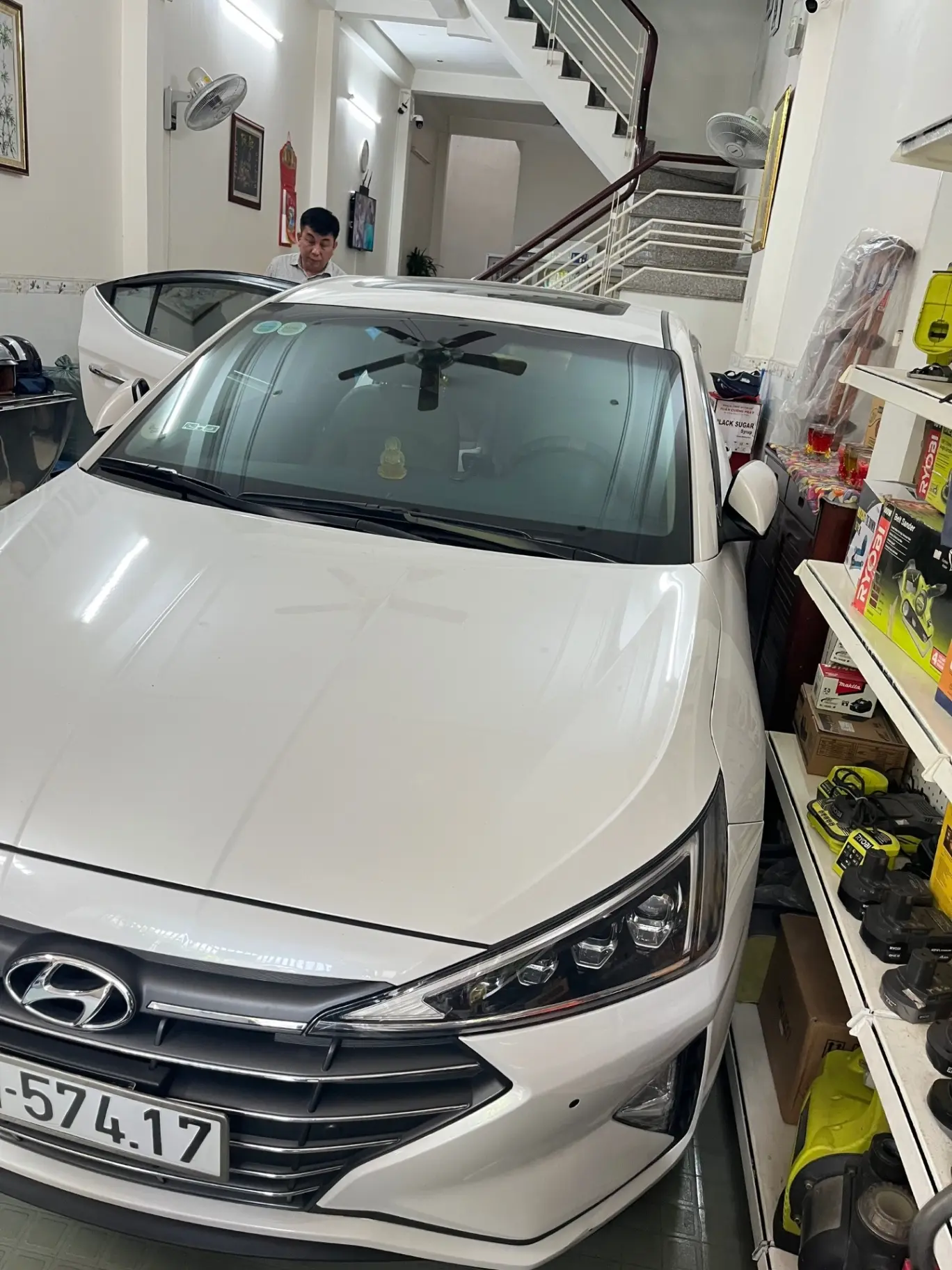 Hyundai Elantra 2.0 AT 2019 - Ngoại thất 5