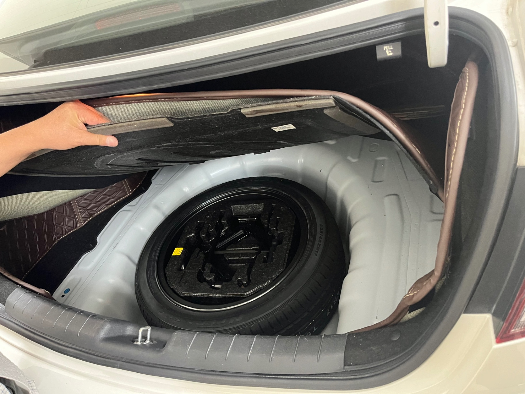 Hyundai Elantra 2.0 AT 2019 - Nội thất 4