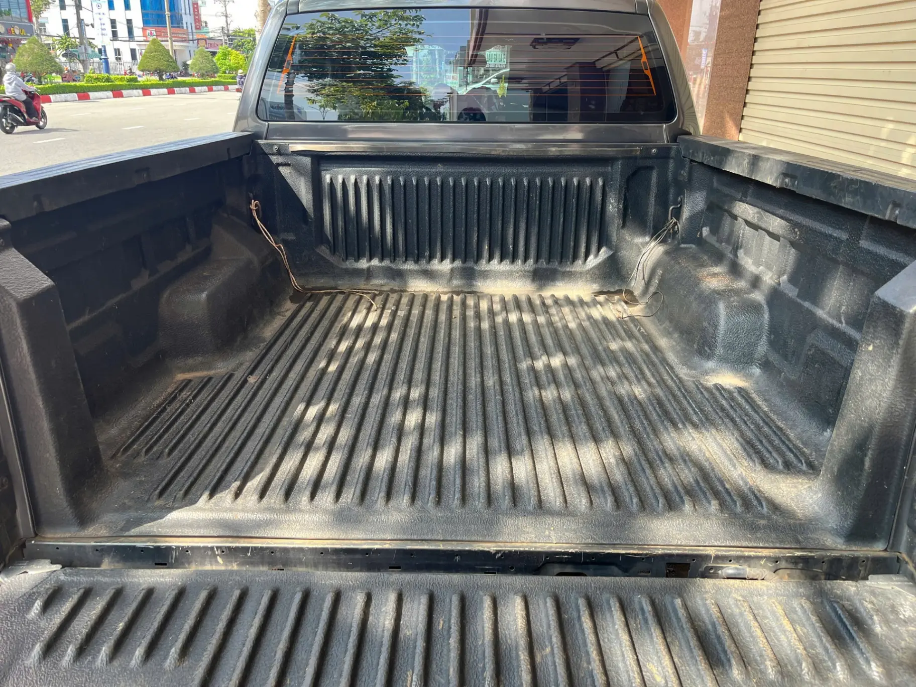Ford Ranger XLS 2.0L 4x4 AT 2023 - Ngoại thất 5