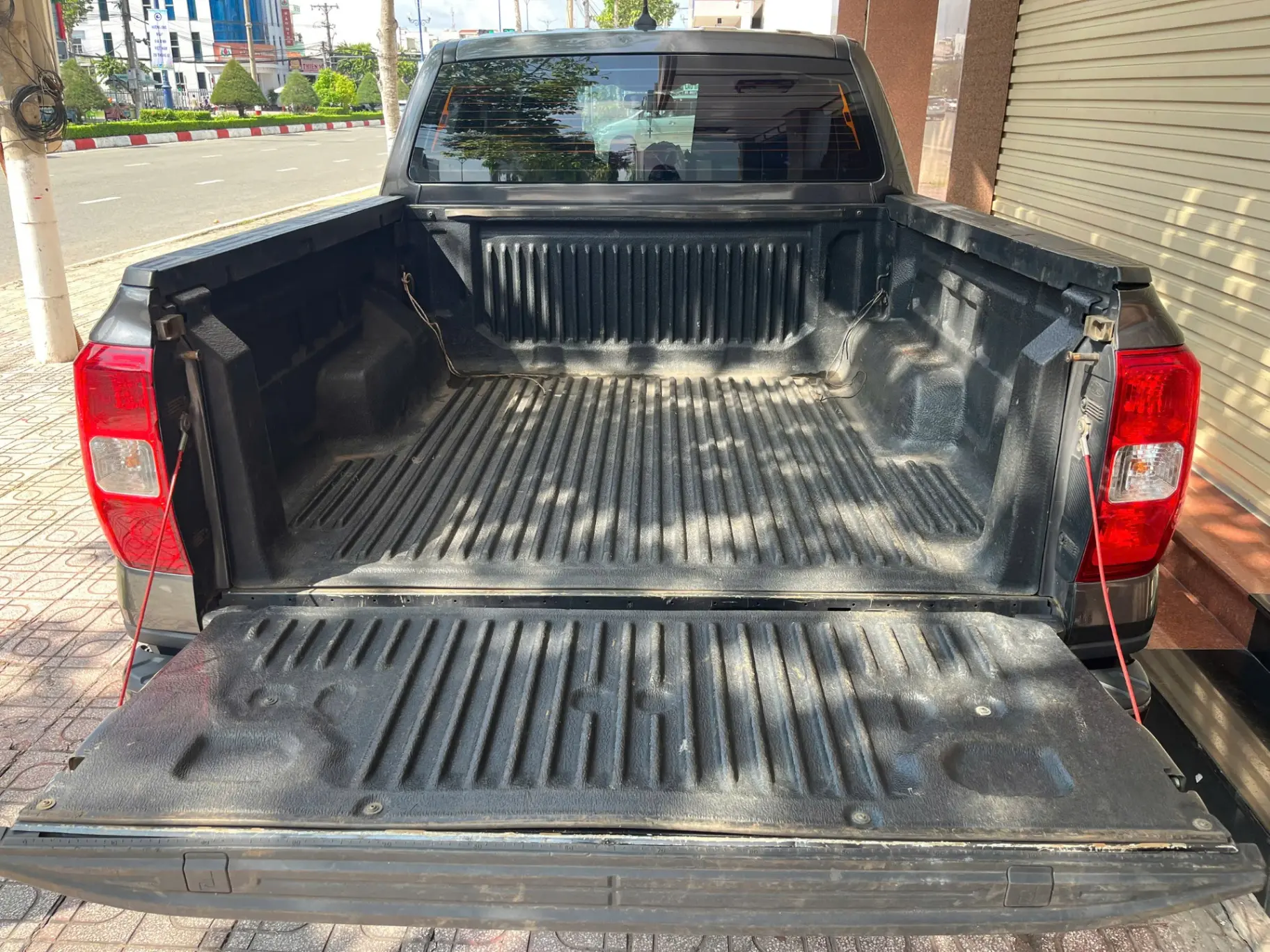 Ford Ranger XLS 2.0L 4x4 AT 2023 - Ngoại thất 6