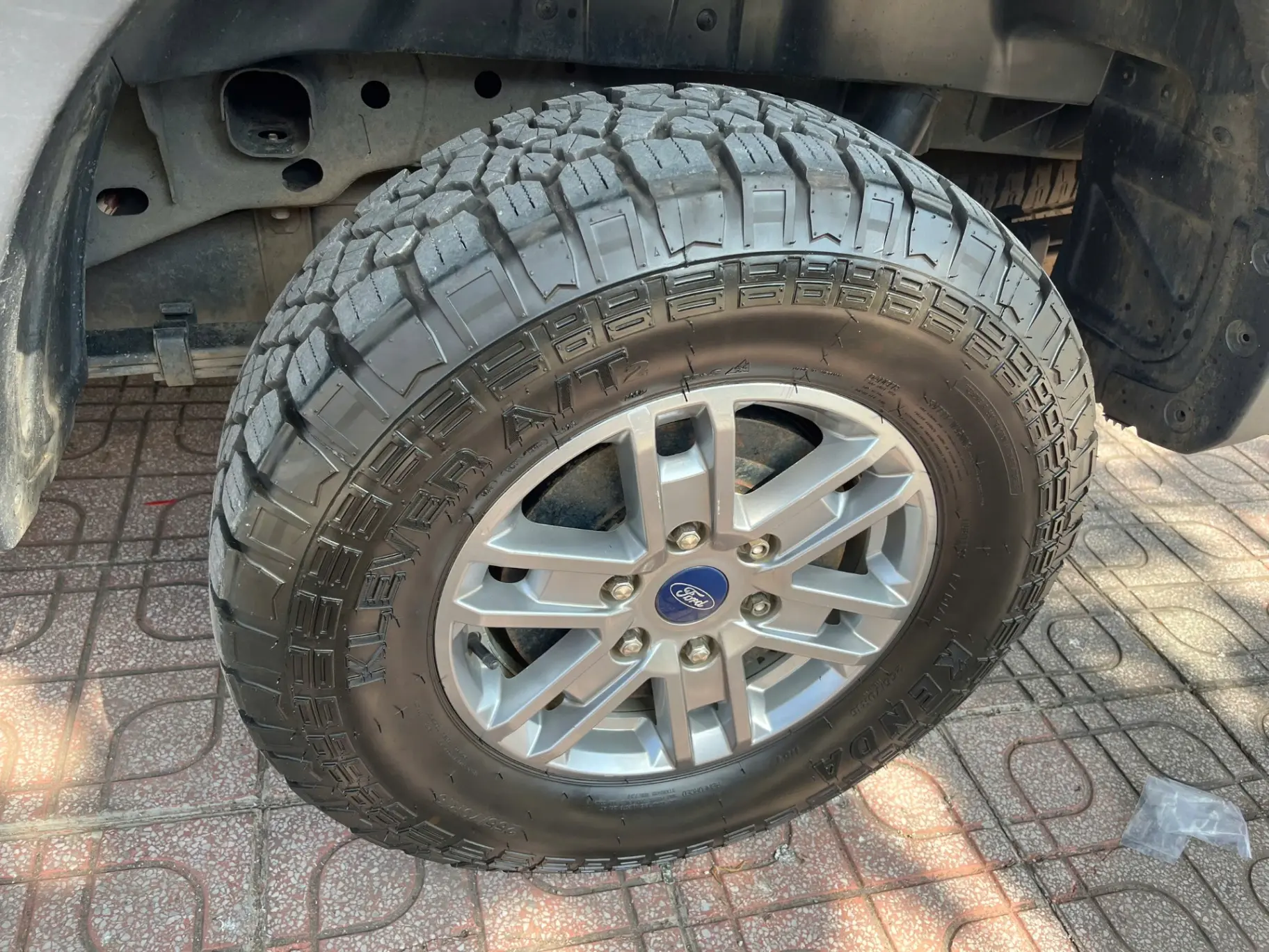 Ford Ranger XLS 2.0L 4x4 AT 2023 - Ngoại thất 12