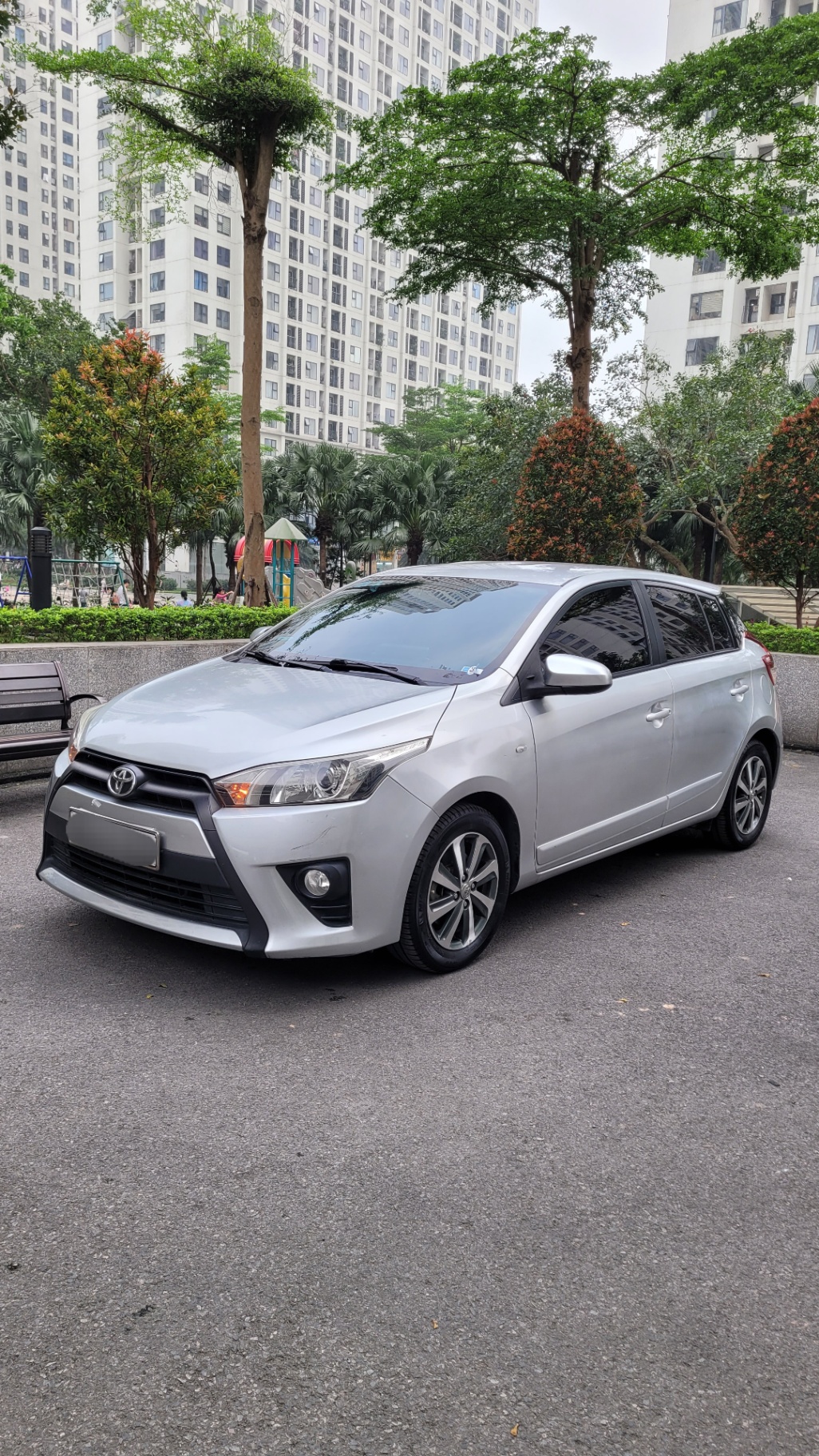 Toyota Yaris 1.3E 2014 - Ngoại thất 3