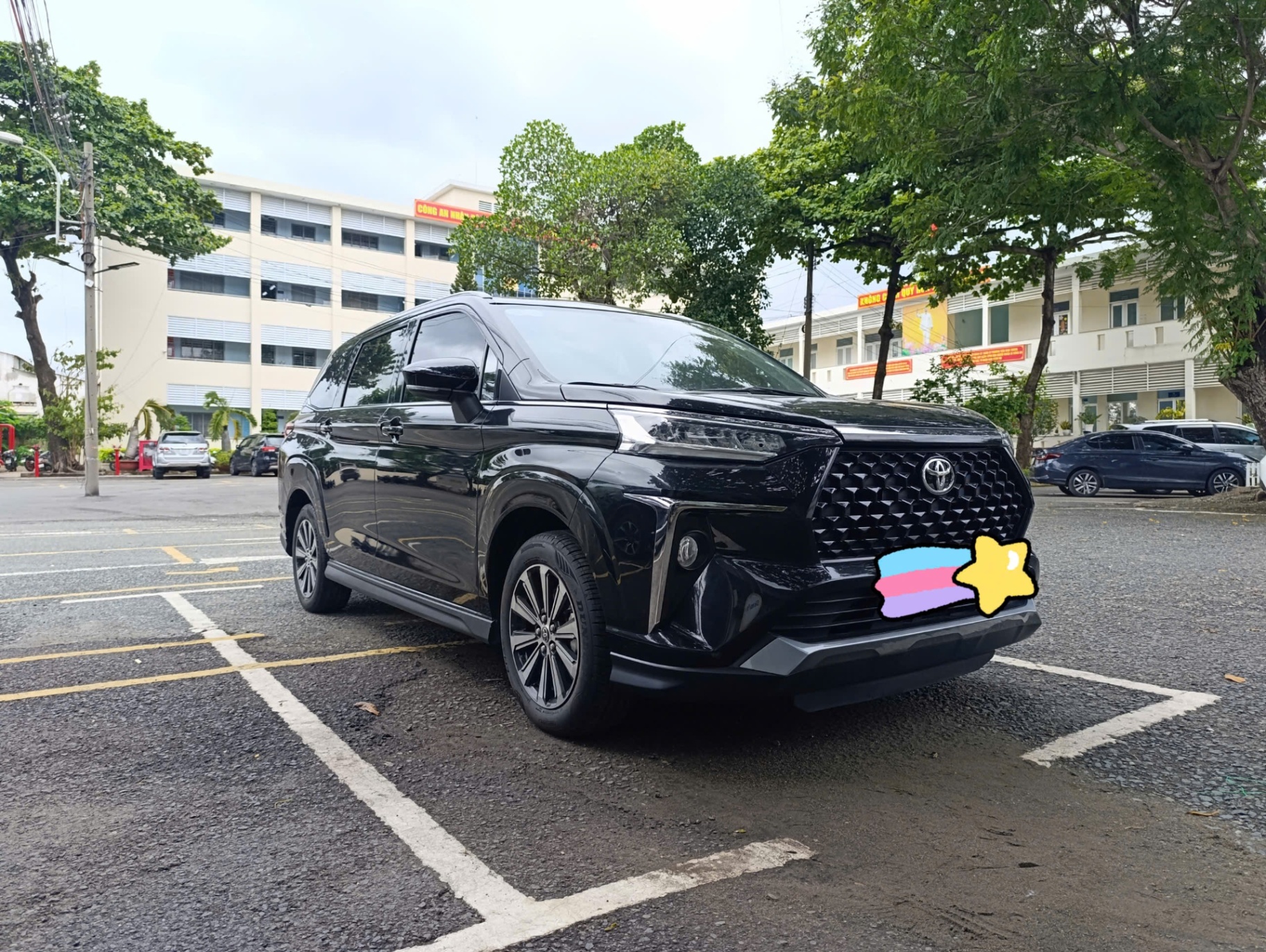 Toyota Veloz Cross 1.5 CVT 2022 - Ngoại thất 3