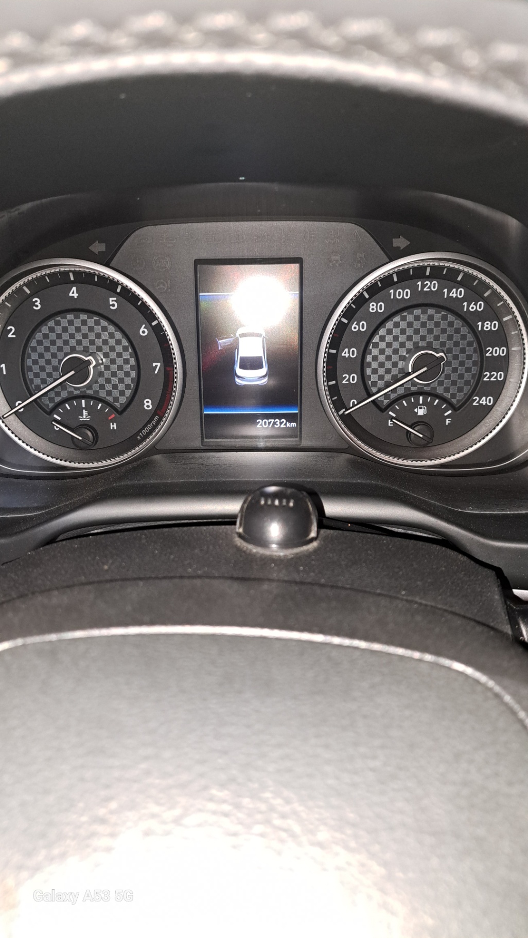 Hyundai Elantra 2.0 AT 2019 - Nội thất 2