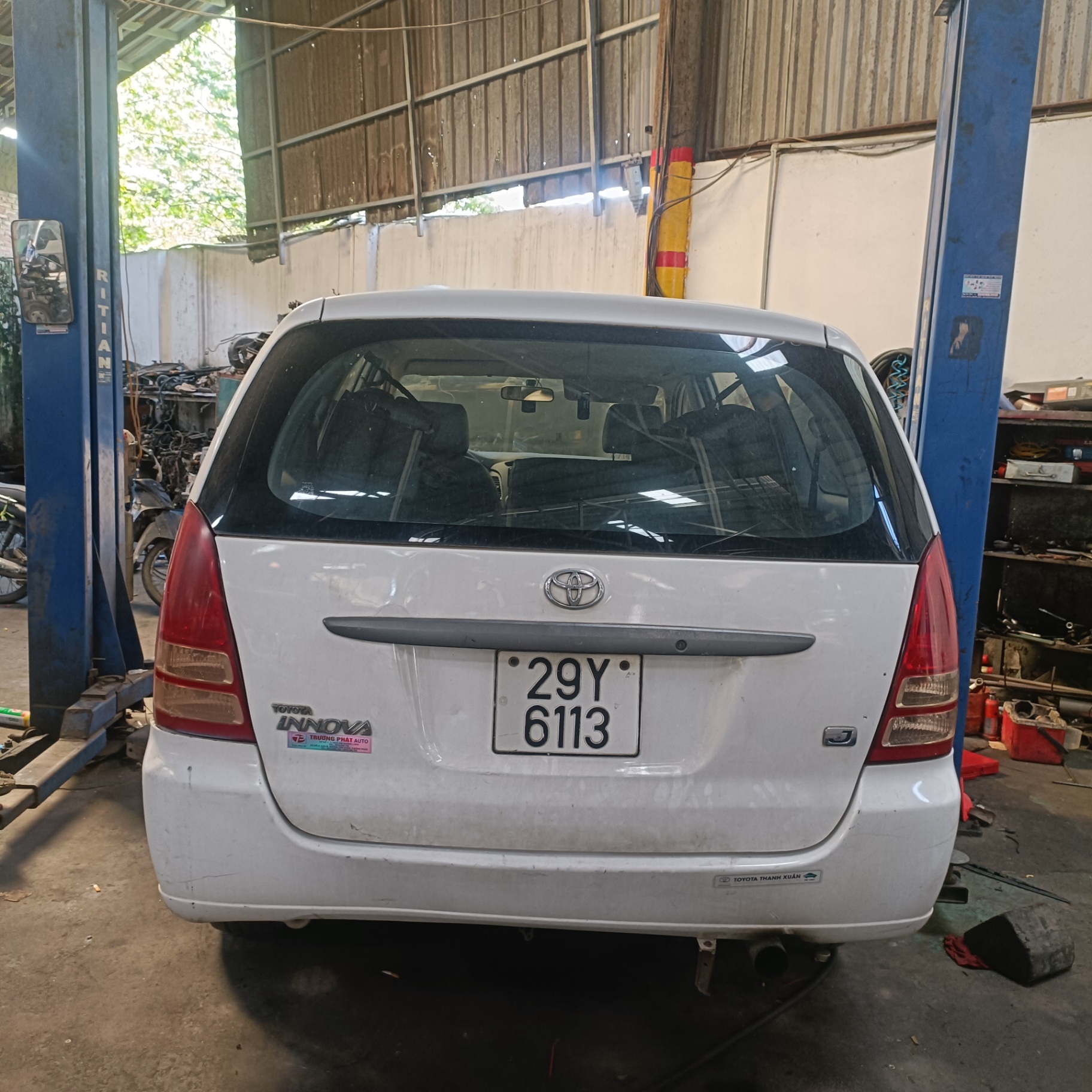 Toyota Innova J 2006 - Ngoại thất 4